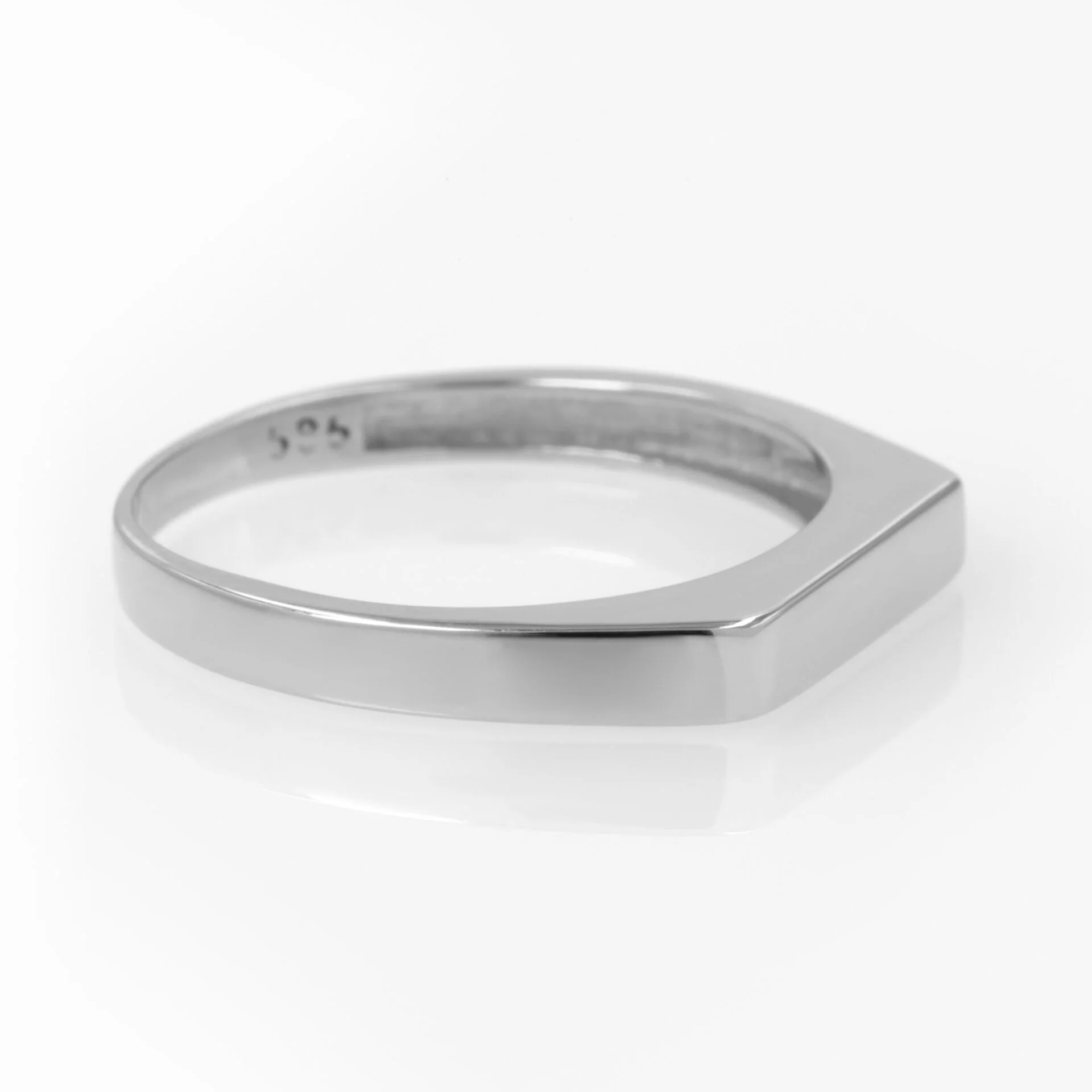 Flat Signet Ring — additional product image 7 from AntEva Crafts