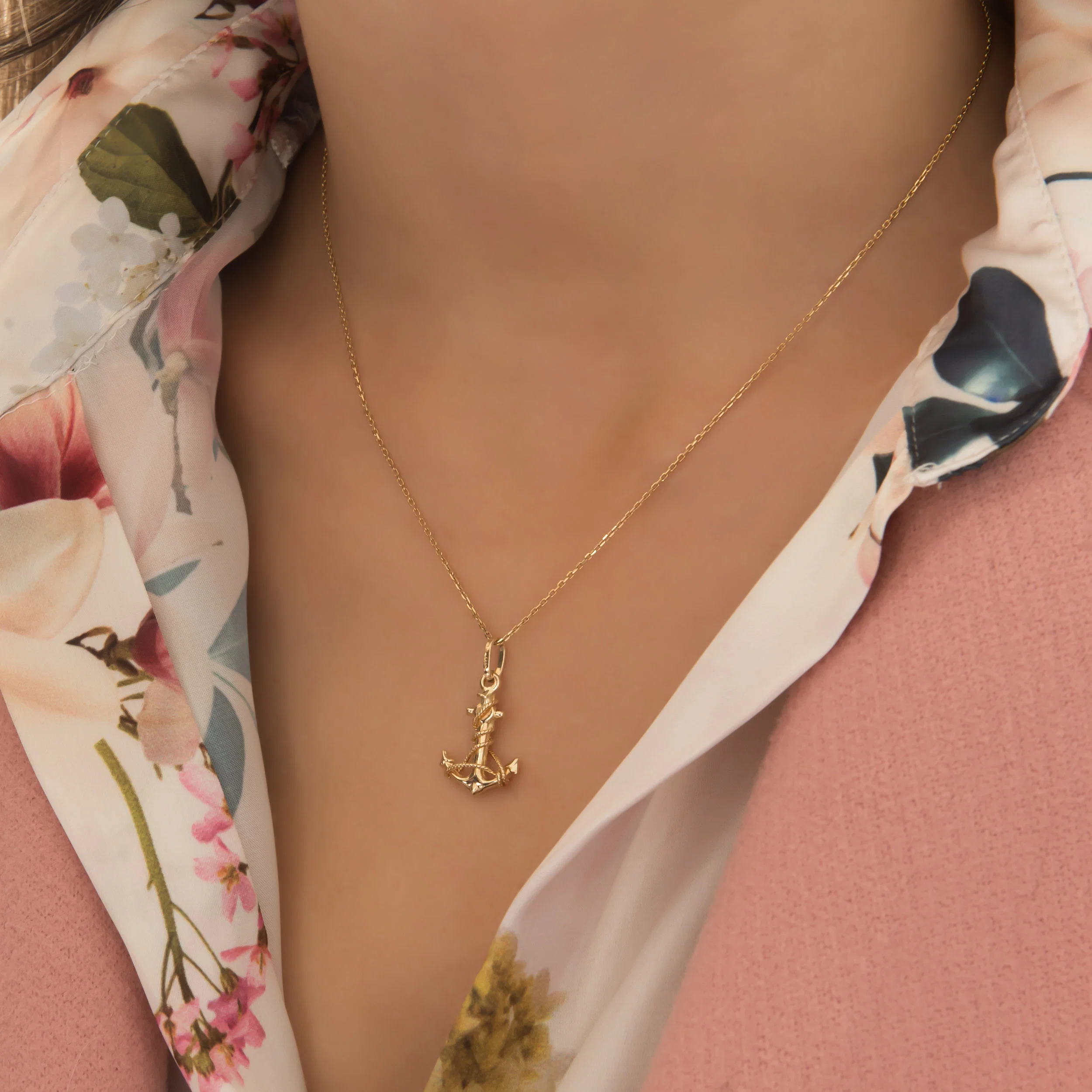 Anchor Pendant Necklace — additional product image 3 from AntEva Crafts