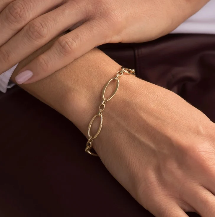 Oval Link Elongated Bracelet — additional product image 4 from AntEva Crafts