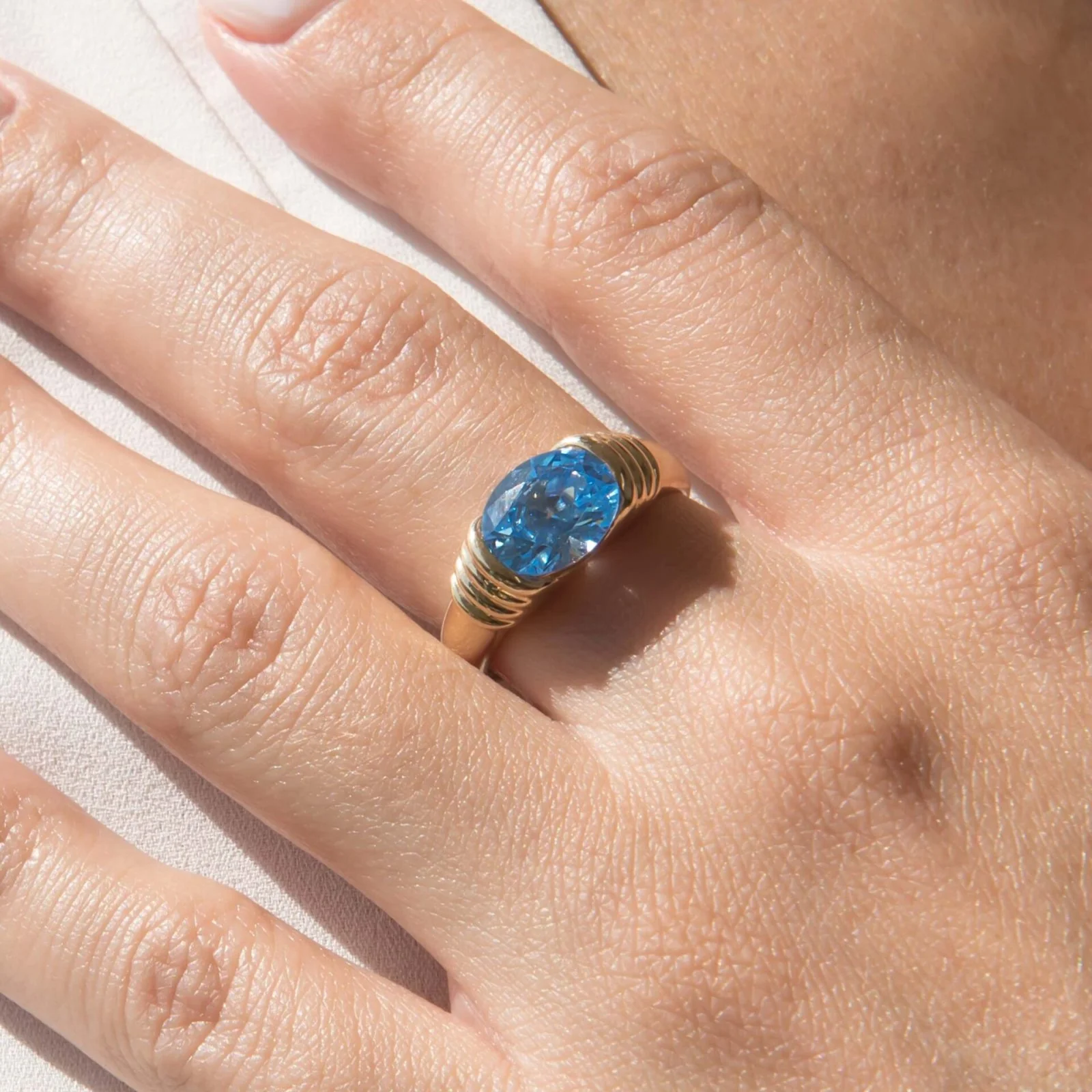 Oval Solitaire Ring — additional product image 2 from AntEva Crafts