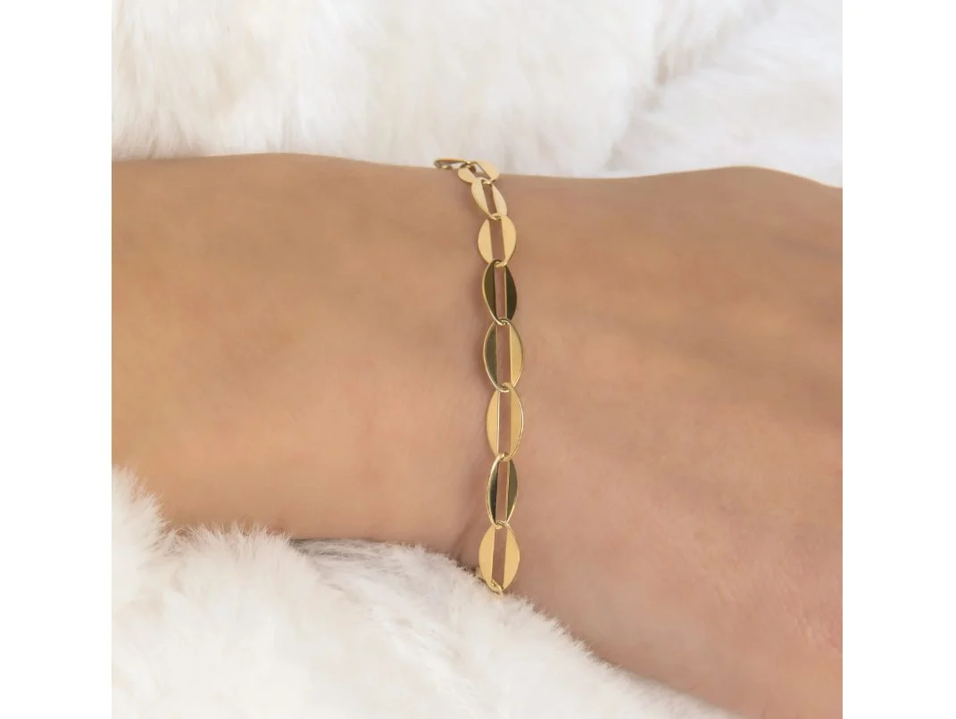 Oval Clip Elongated Bracelet — additional product image 3 from AntEva Crafts
