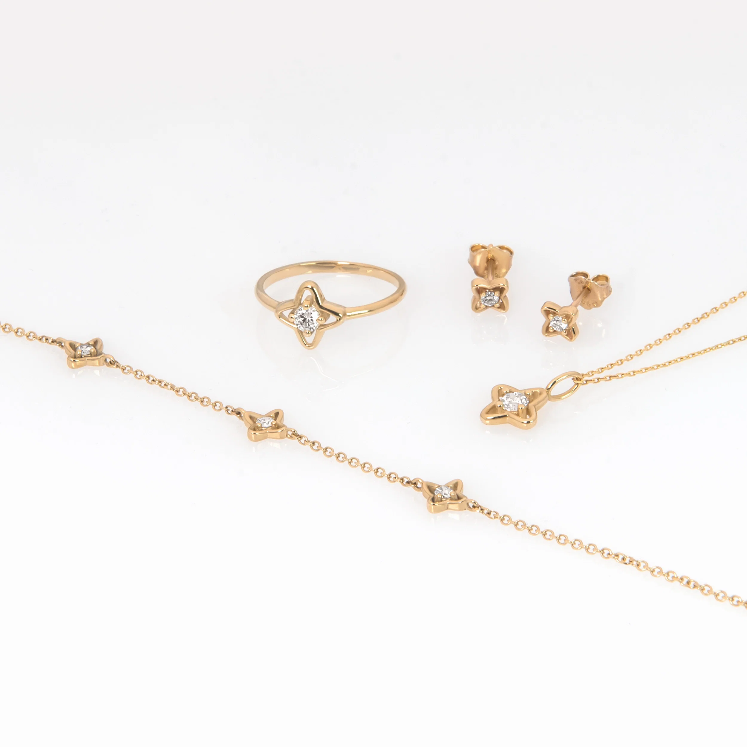 14K Gold Clover Diamond Station Bracelet – Triple Floral Lab-Grown Diamond Bracelet — additional product image 4 from AntEva Crafts