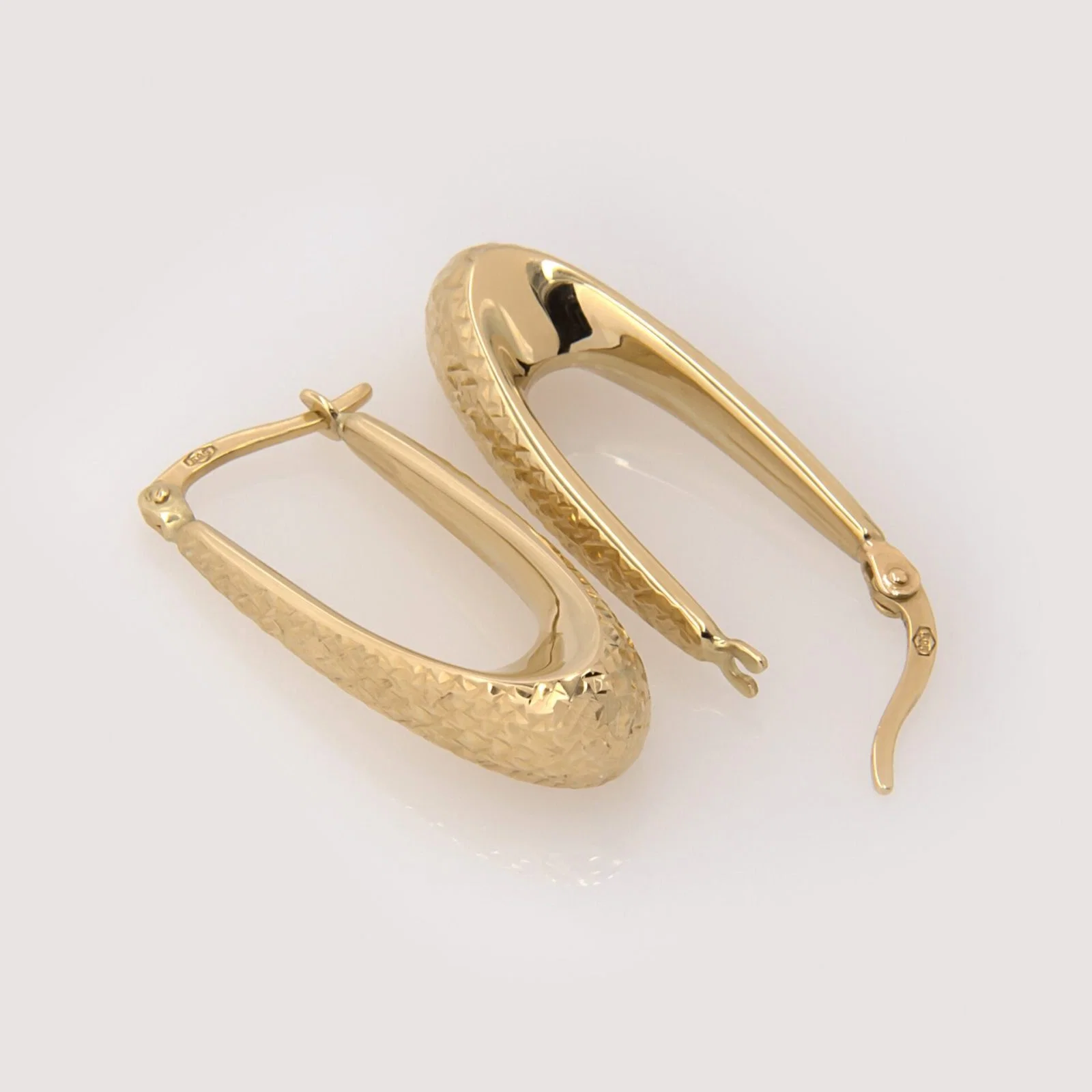 Diamond Cut Oval Hoop Earrings — additional product image 3 from AntEva Crafts