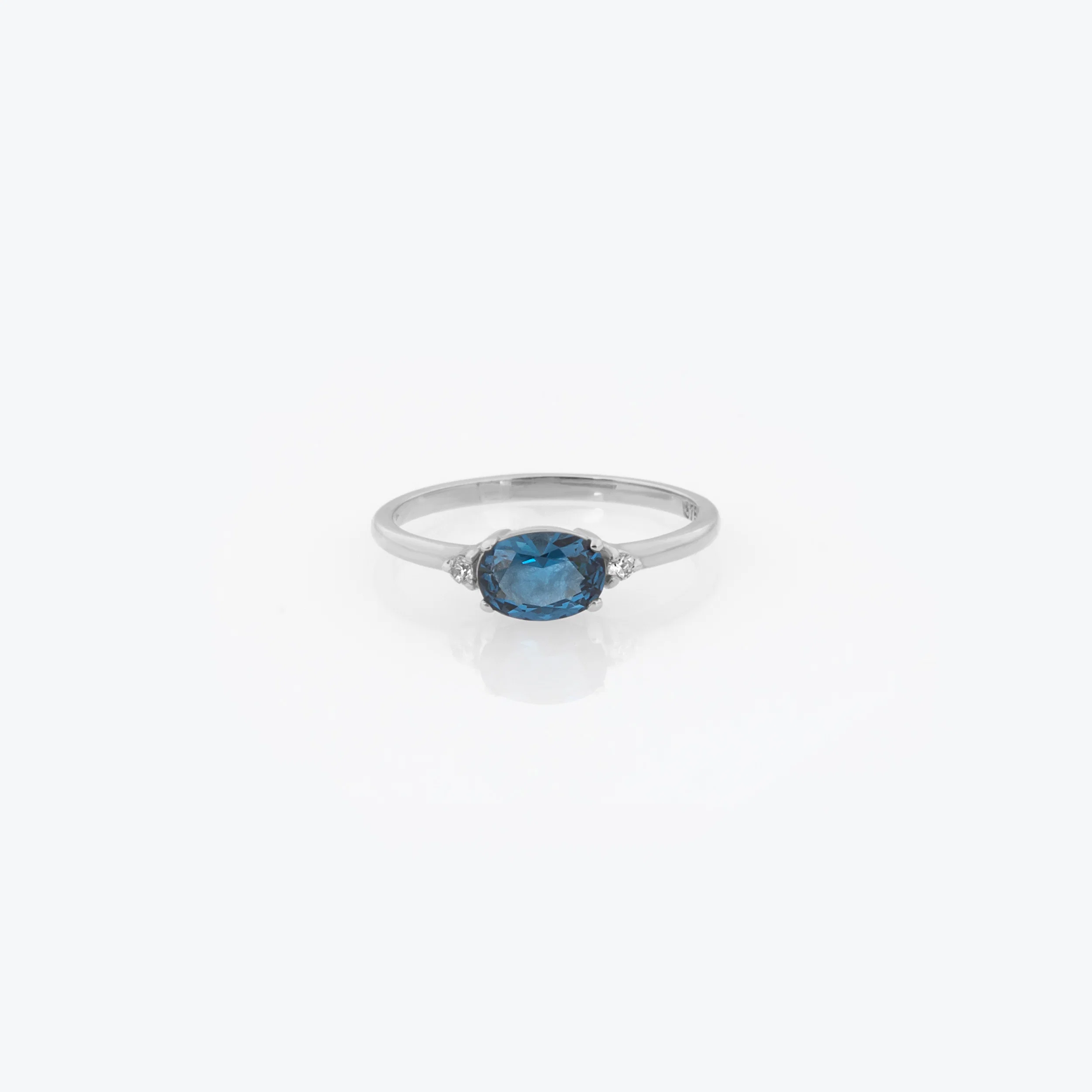 Personalized Oval Birthstone Ring — additional product image 3 from AntEva Crafts