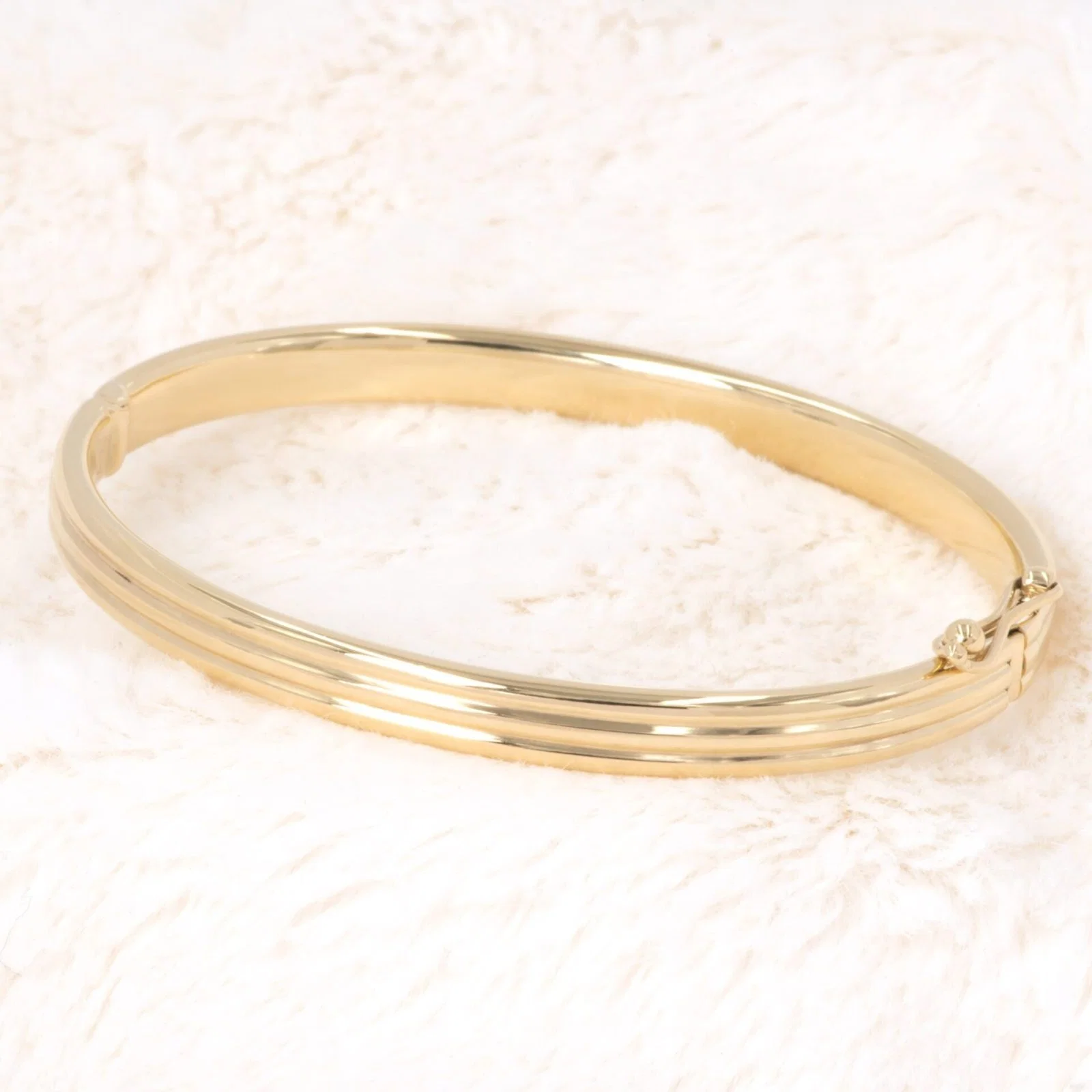 Oval Hinged Ribbed Bangle — additional product image 3 from AntEva Crafts