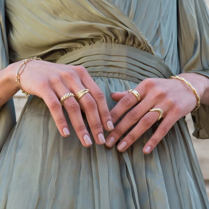 Asymmetrical Thick Wavy Gold Ring — additional product image 8 from AntEva Crafts