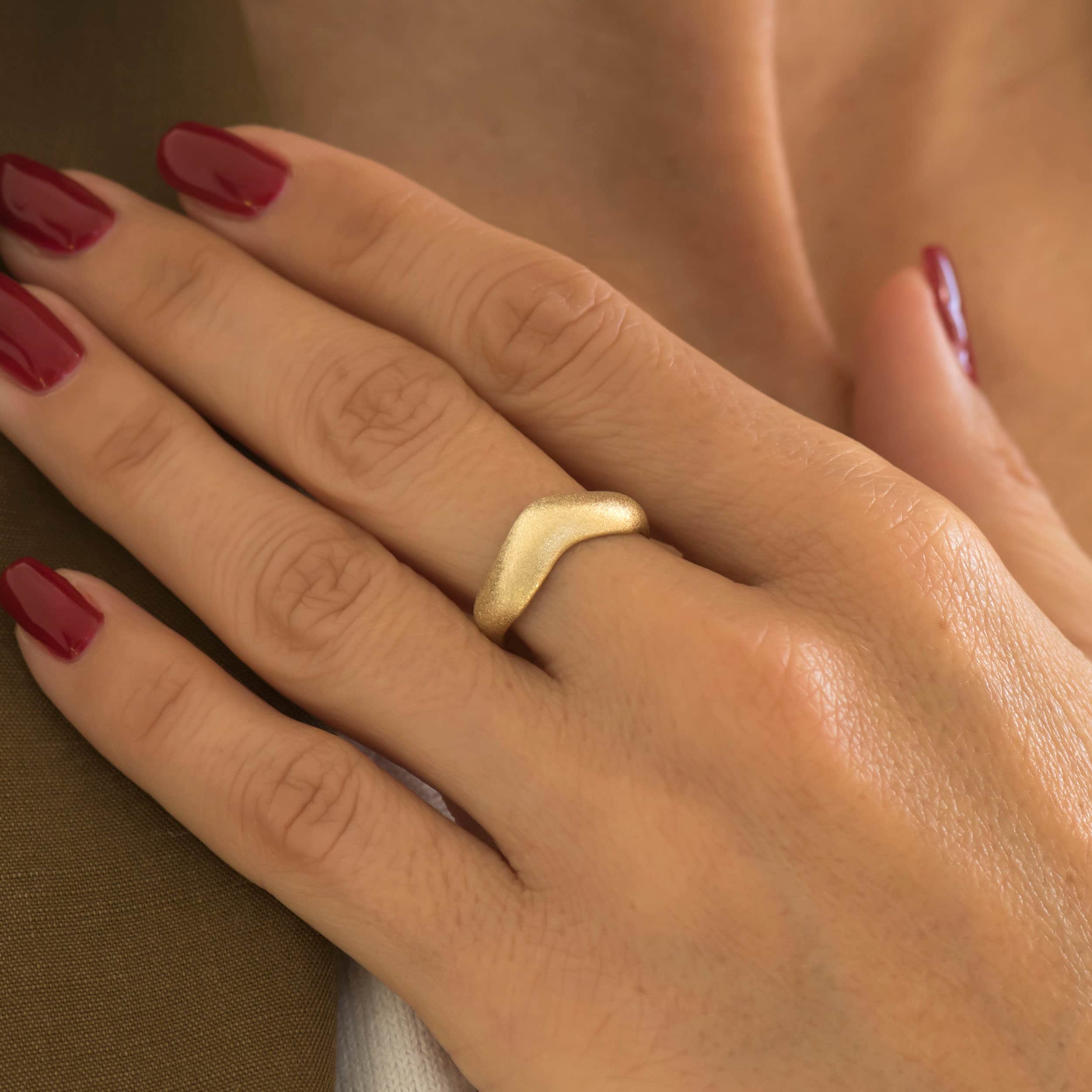 Wavy Wide Dome Ring — additional product image 4 from AntEva Crafts