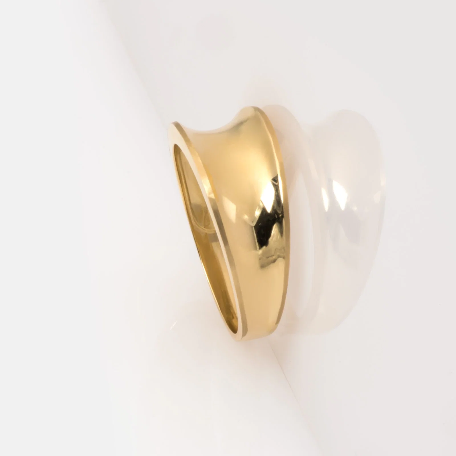 Curved Gold Ring — additional product image 5 from AntEva Crafts