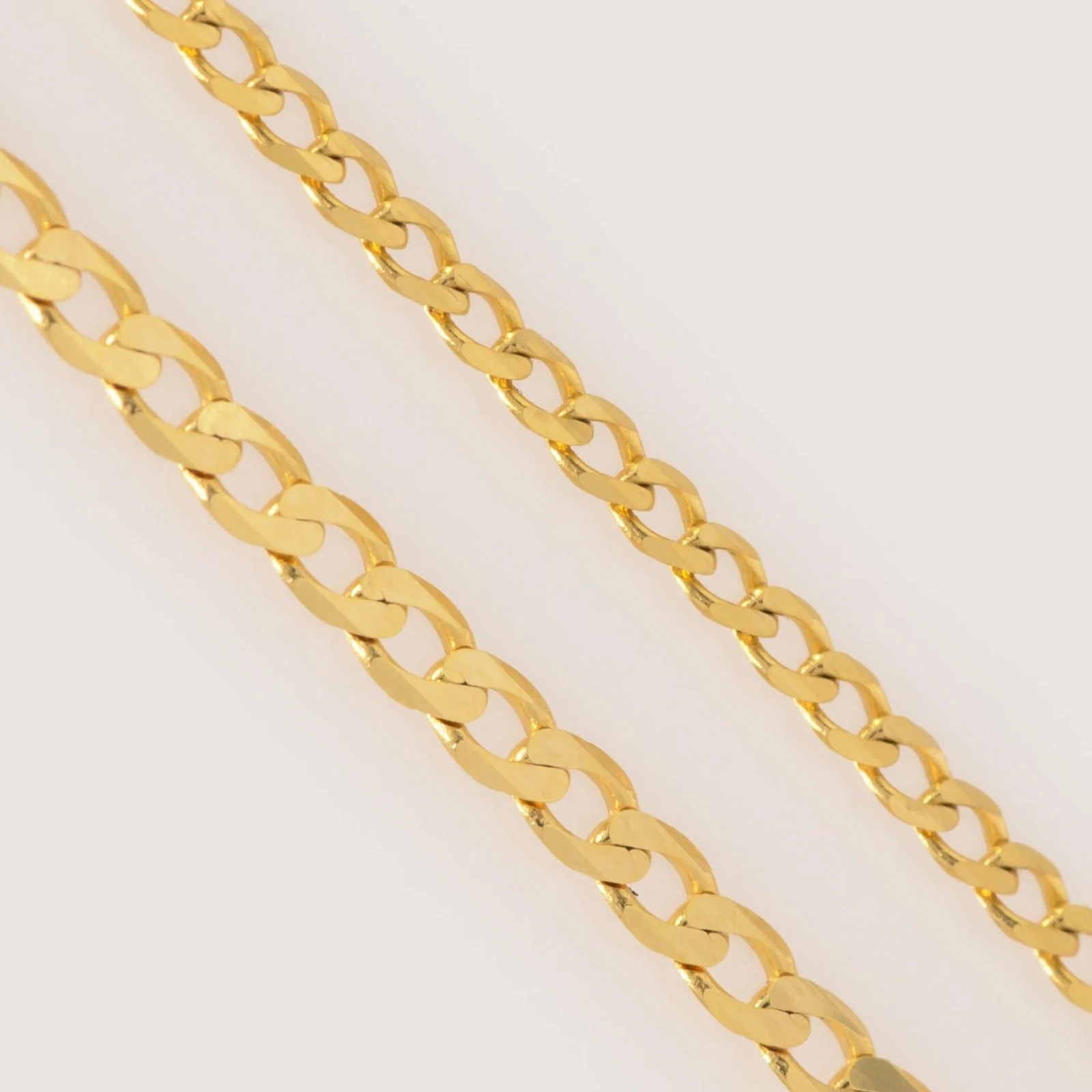 Curb Cuban Chain — additional product image 3 from AntEva Crafts