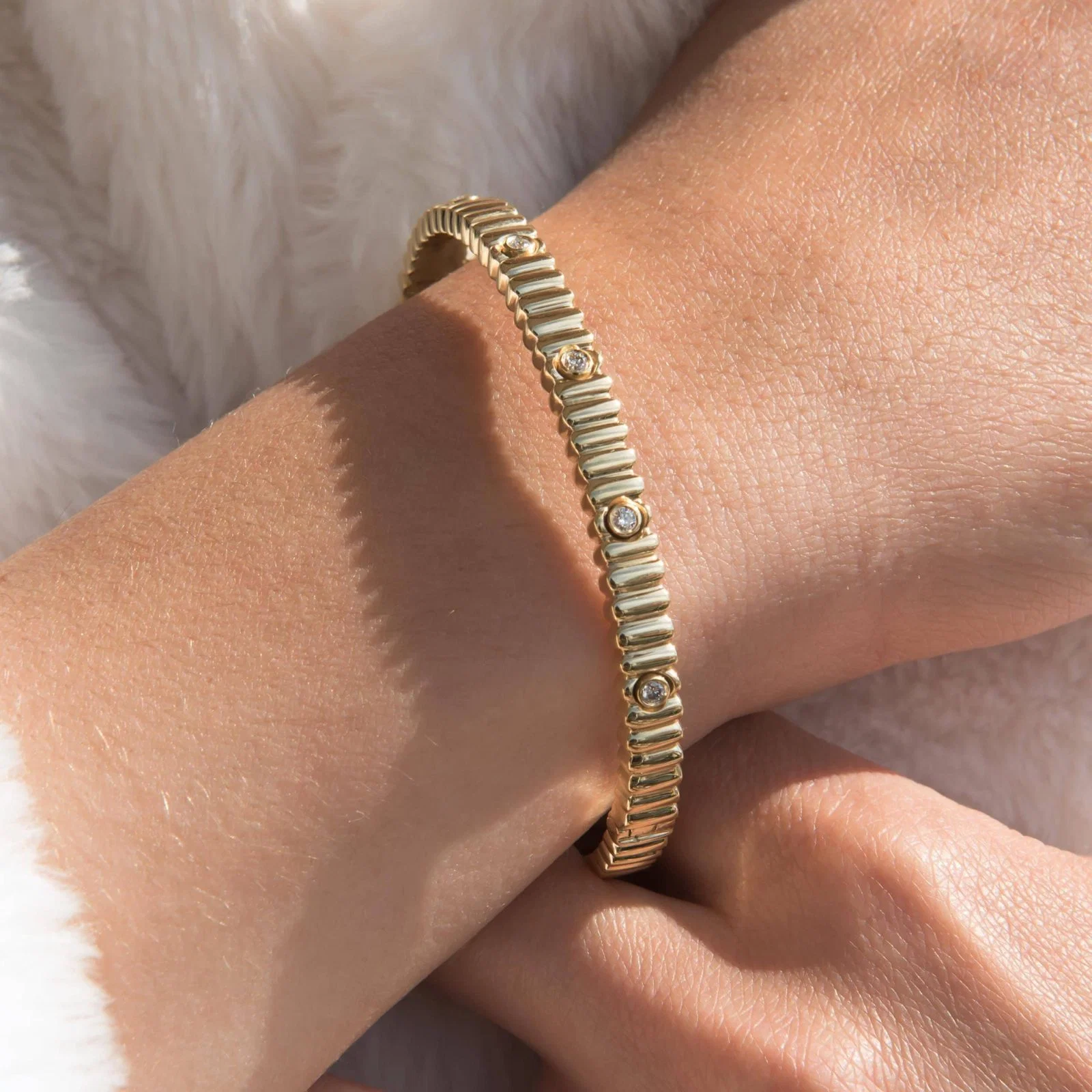 Ribbed Diamond Oval Hinged Bangle — additional product image 2 from AntEva Crafts