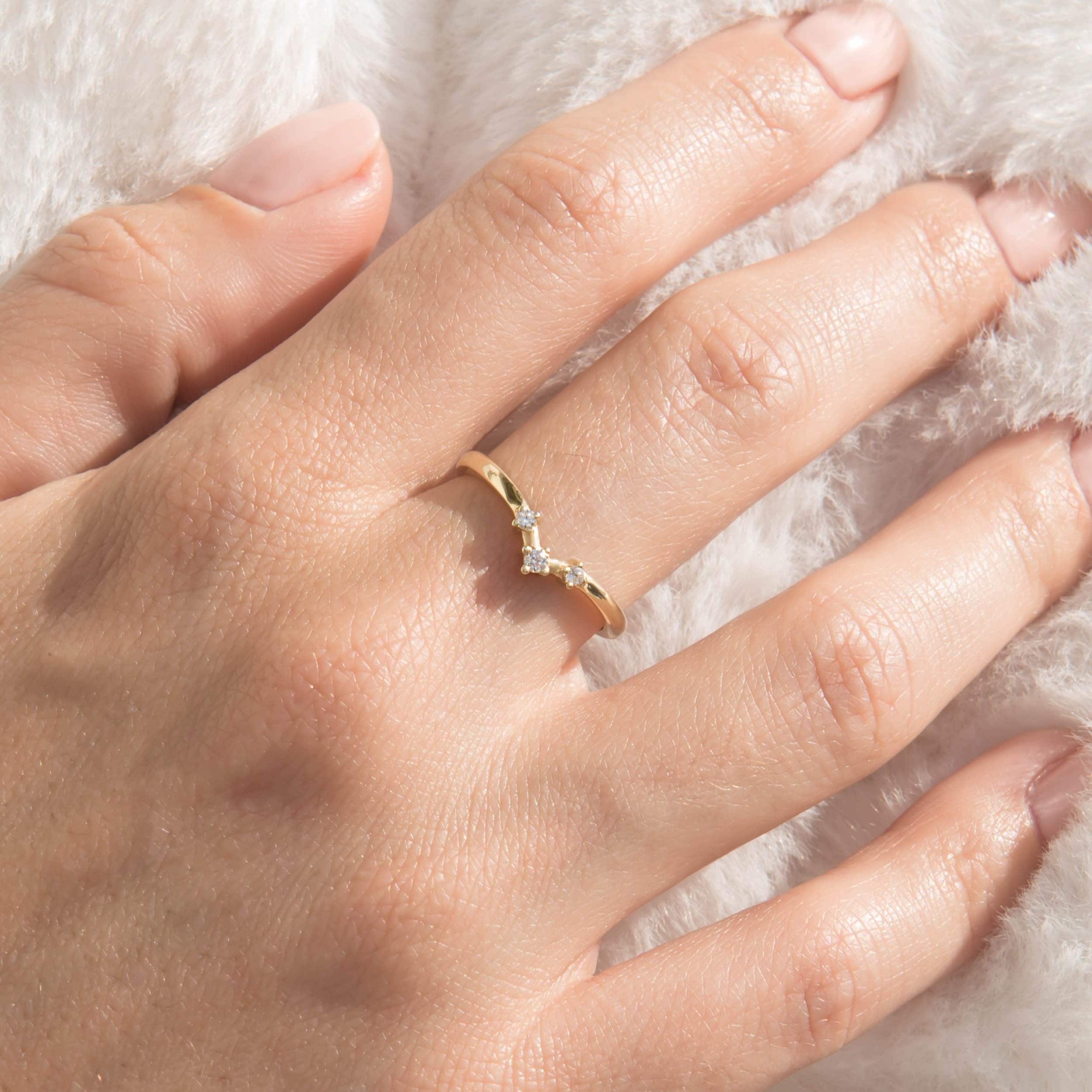 Diamond V Ring — additional product image 2 from AntEva Crafts