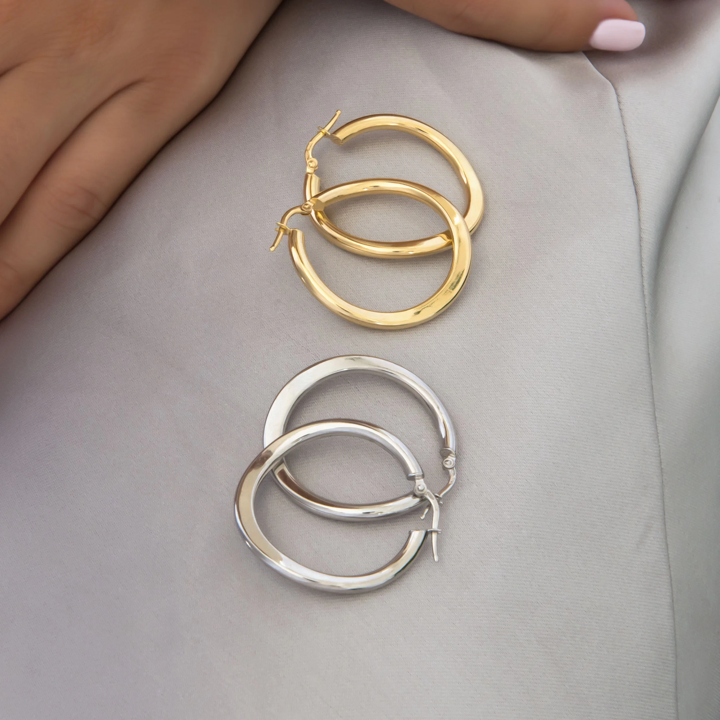Wavy Round Hoop Earrings — additional product image 7 from AntEva Crafts