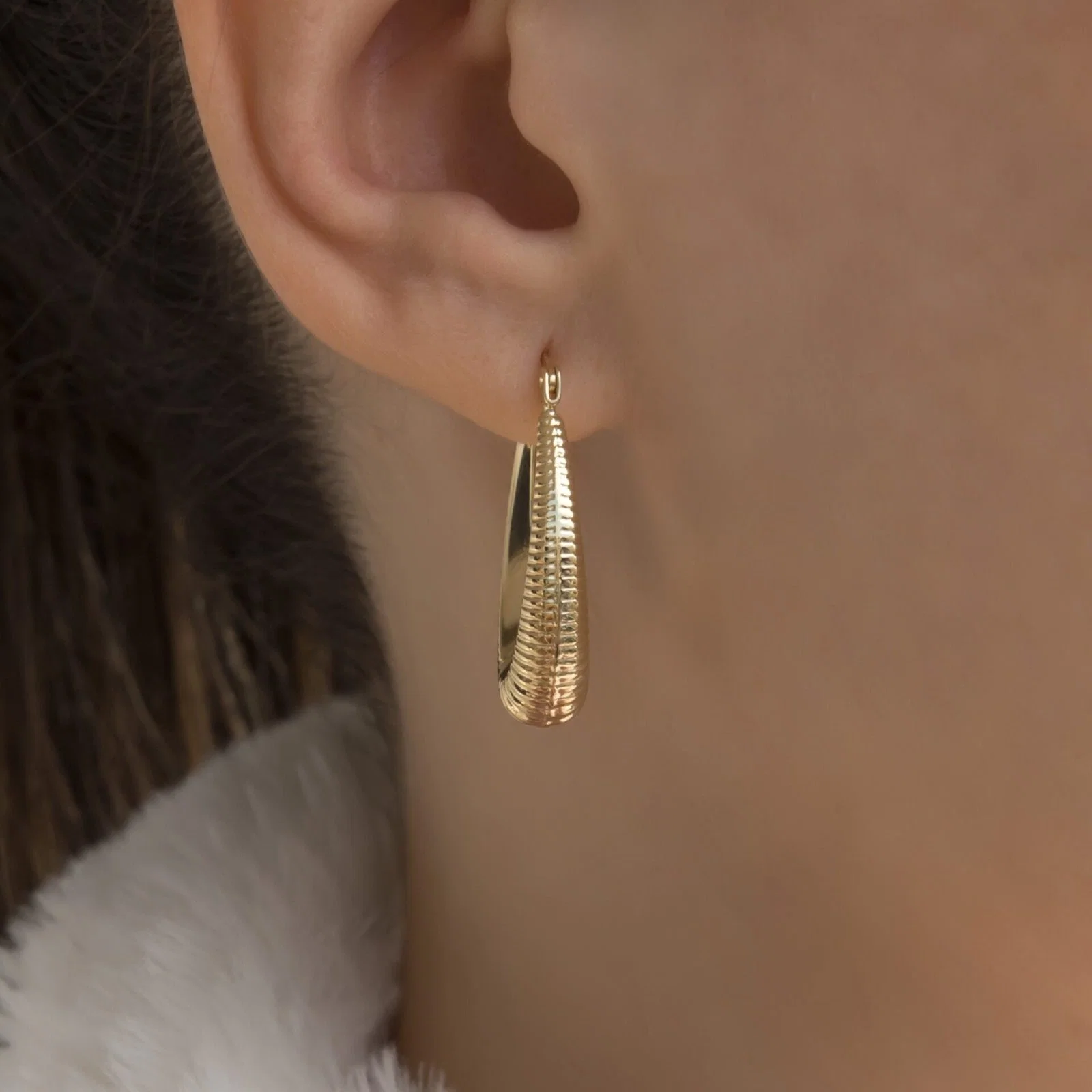 Ribbed Hoop Earrings — additional product image 5 from AntEva Crafts