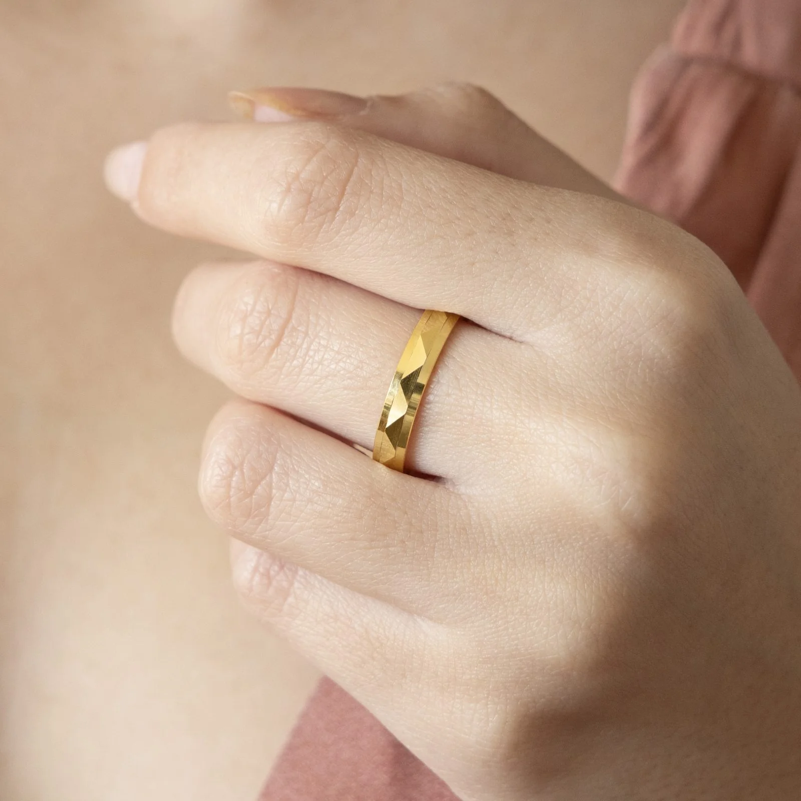 Diamond Cut Wedding Band 4 mm — additional product image 3 from AntEva Crafts