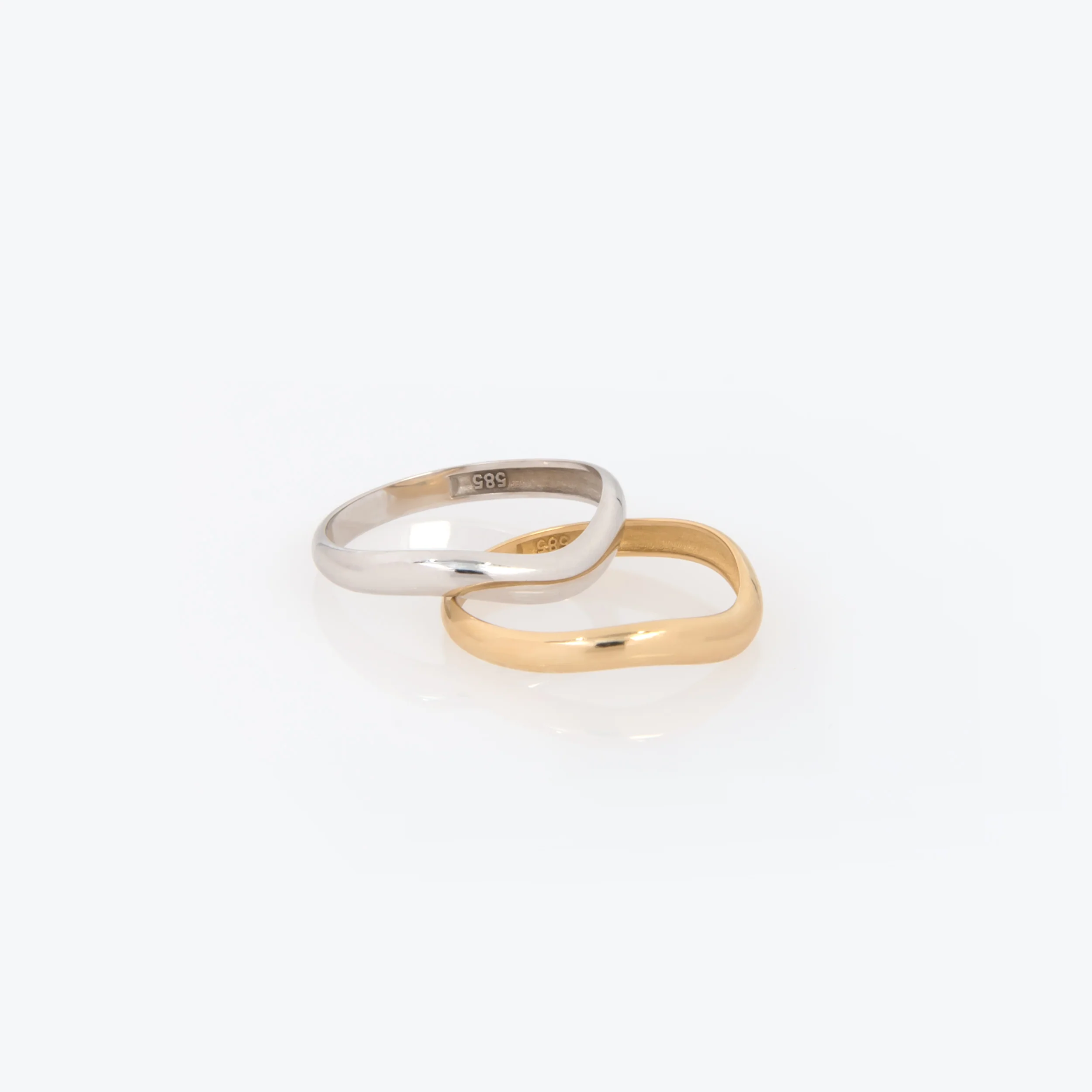 Thin Wavy Ring — additional product image 8 from AntEva Crafts