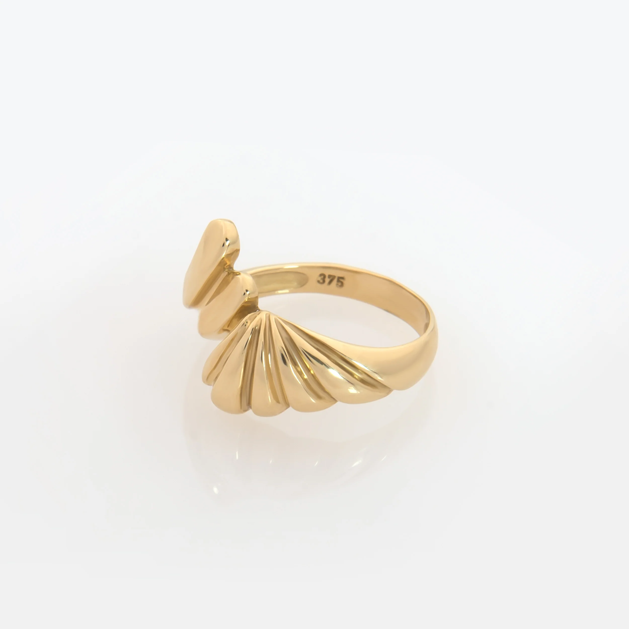 Shell Statement Ring — additional product image 6 from AntEva Crafts