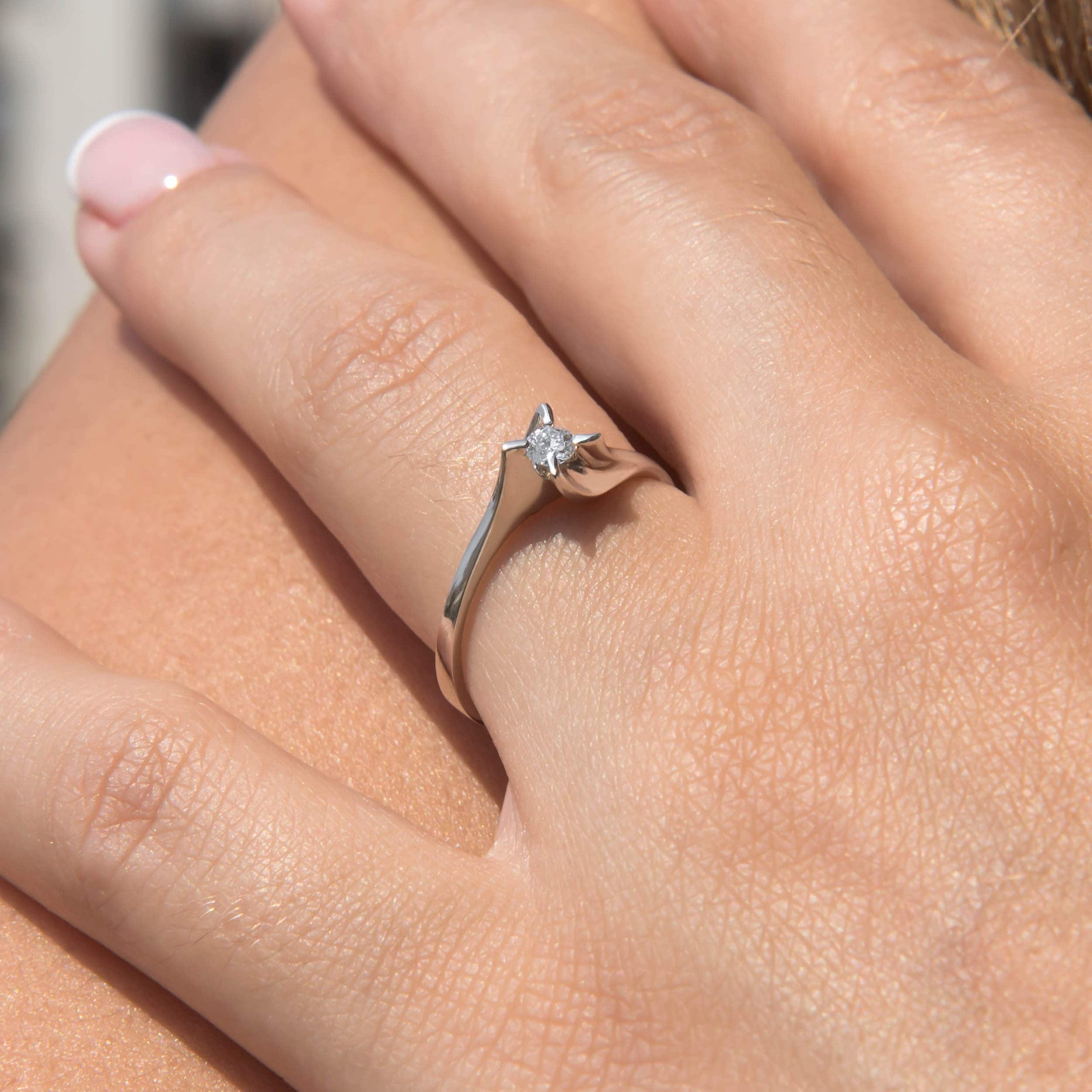 Diamond Solitaire White Gold 18k Ring — additional product image 4 from AntEva Crafts