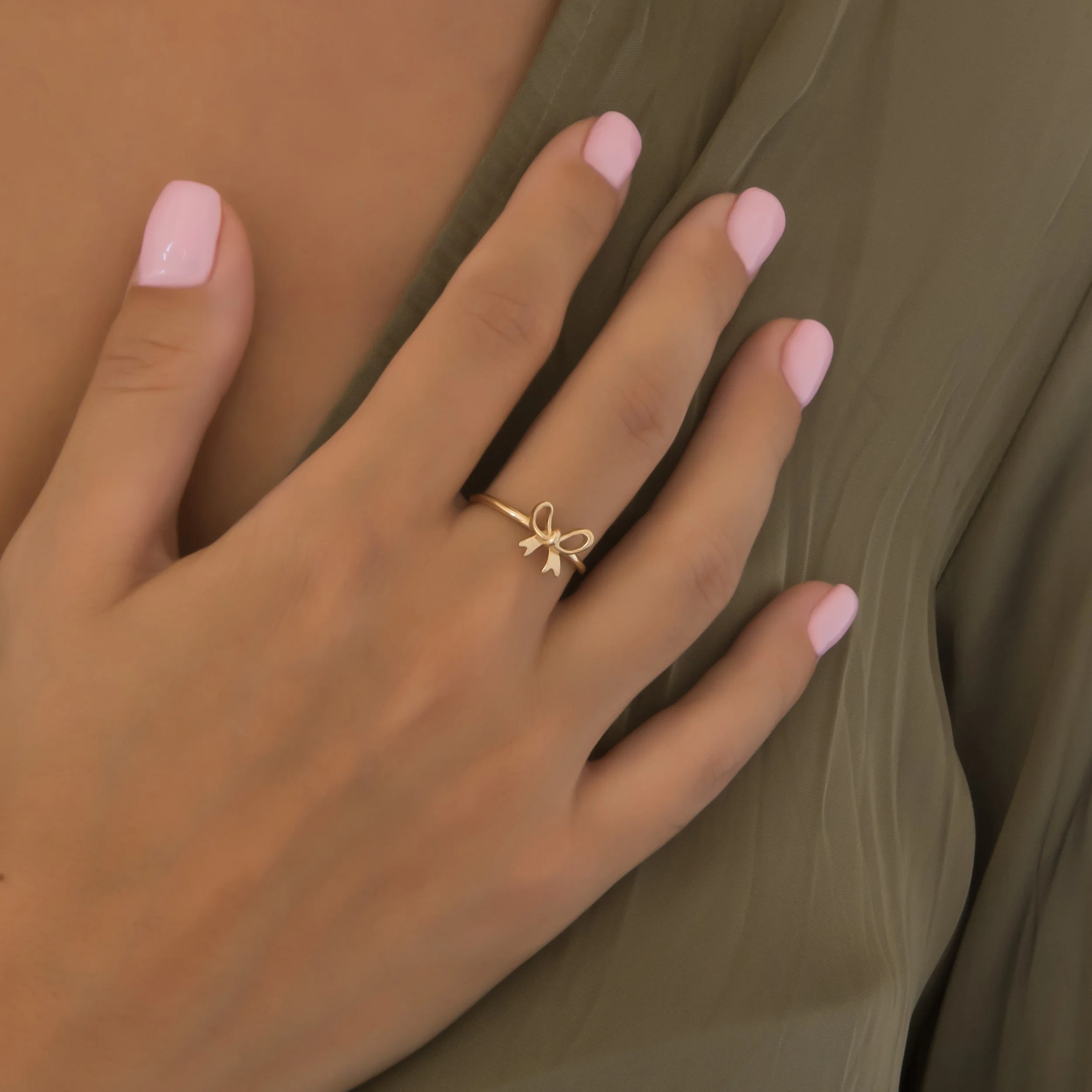 Delicate Bow Ring — additional product image 2 from AntEva Crafts