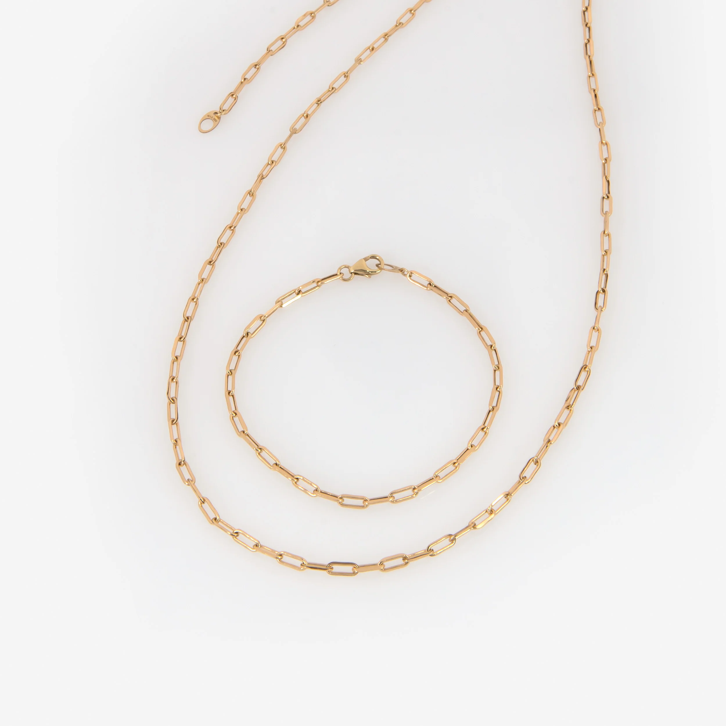 Minimalist Paperclip Gold Necklace — additional product image 6 from AntEva Crafts