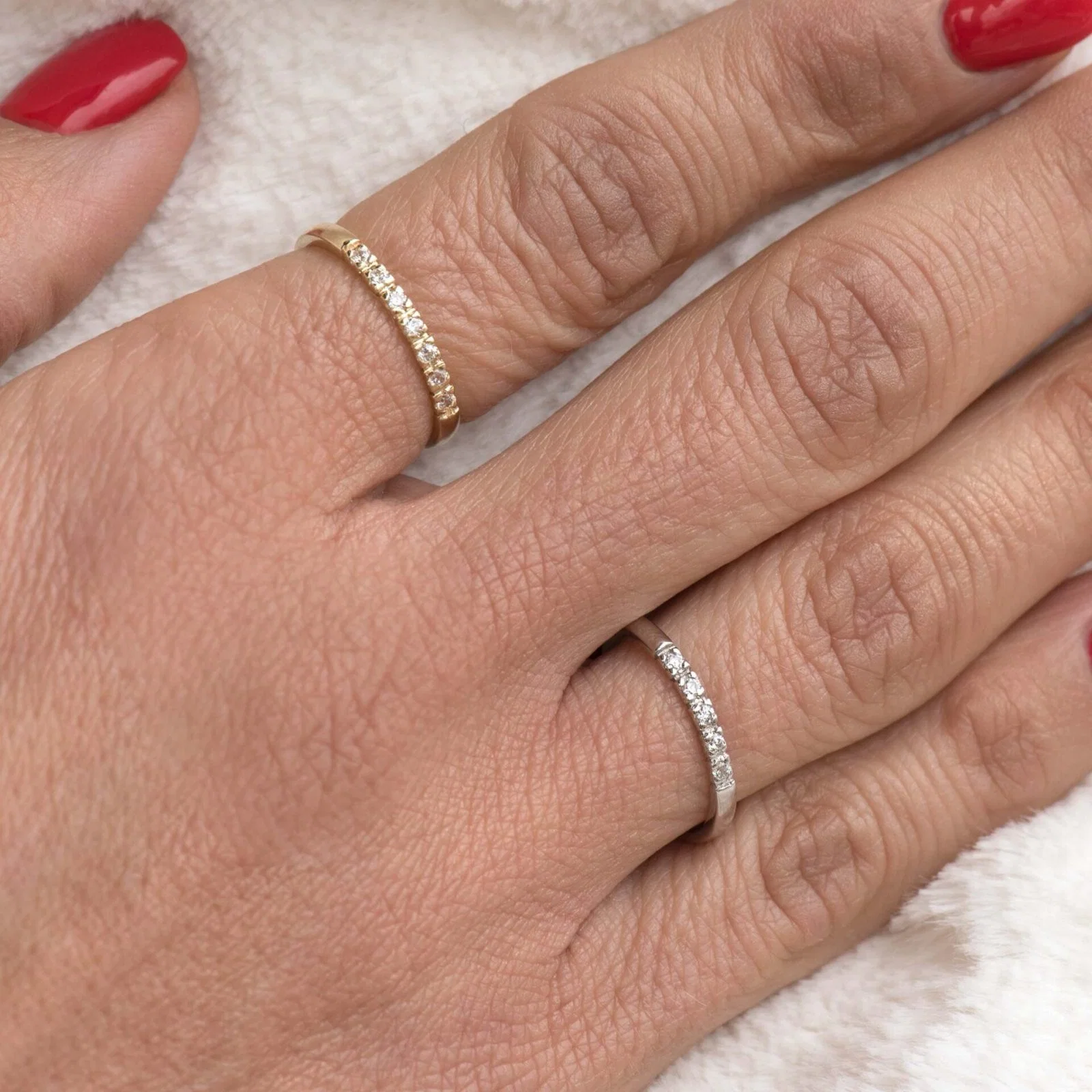 Diamond Wedding Band 2.5mm — additional product image 9 from AntEva Crafts
