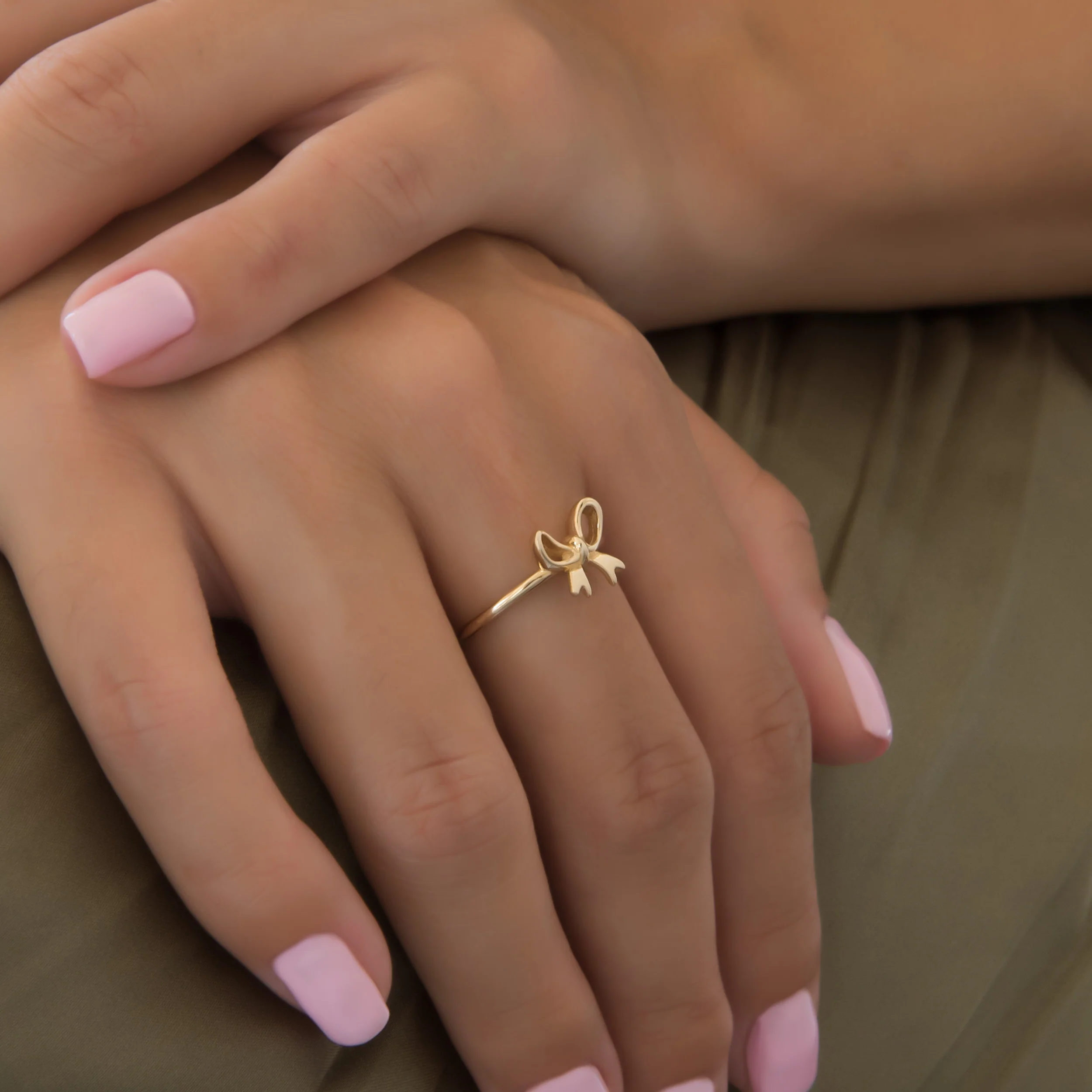 Delicate Bow Ring — additional product image 4 from AntEva Crafts