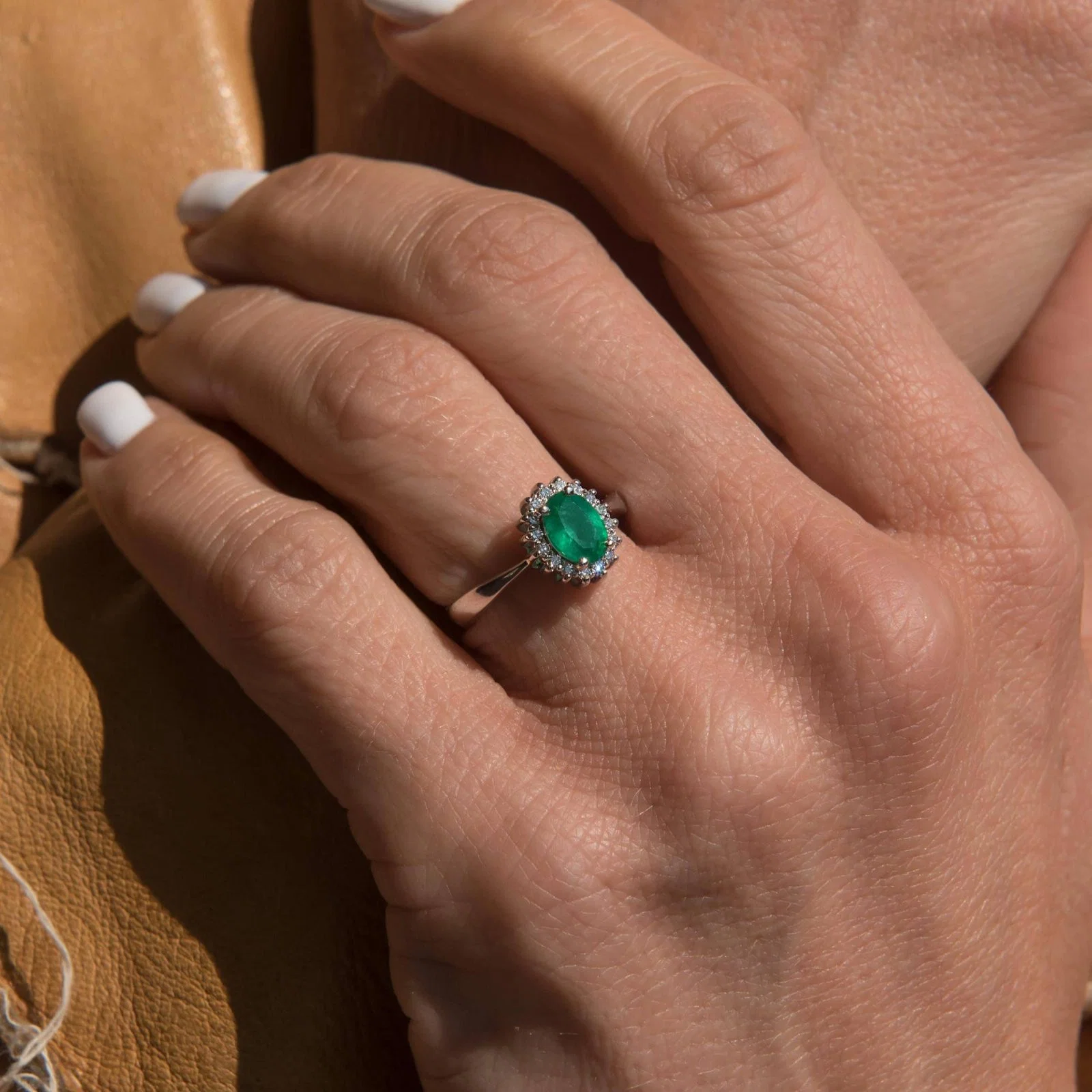 Diamond Emerald Ring — additional product image 2 from AntEva Crafts