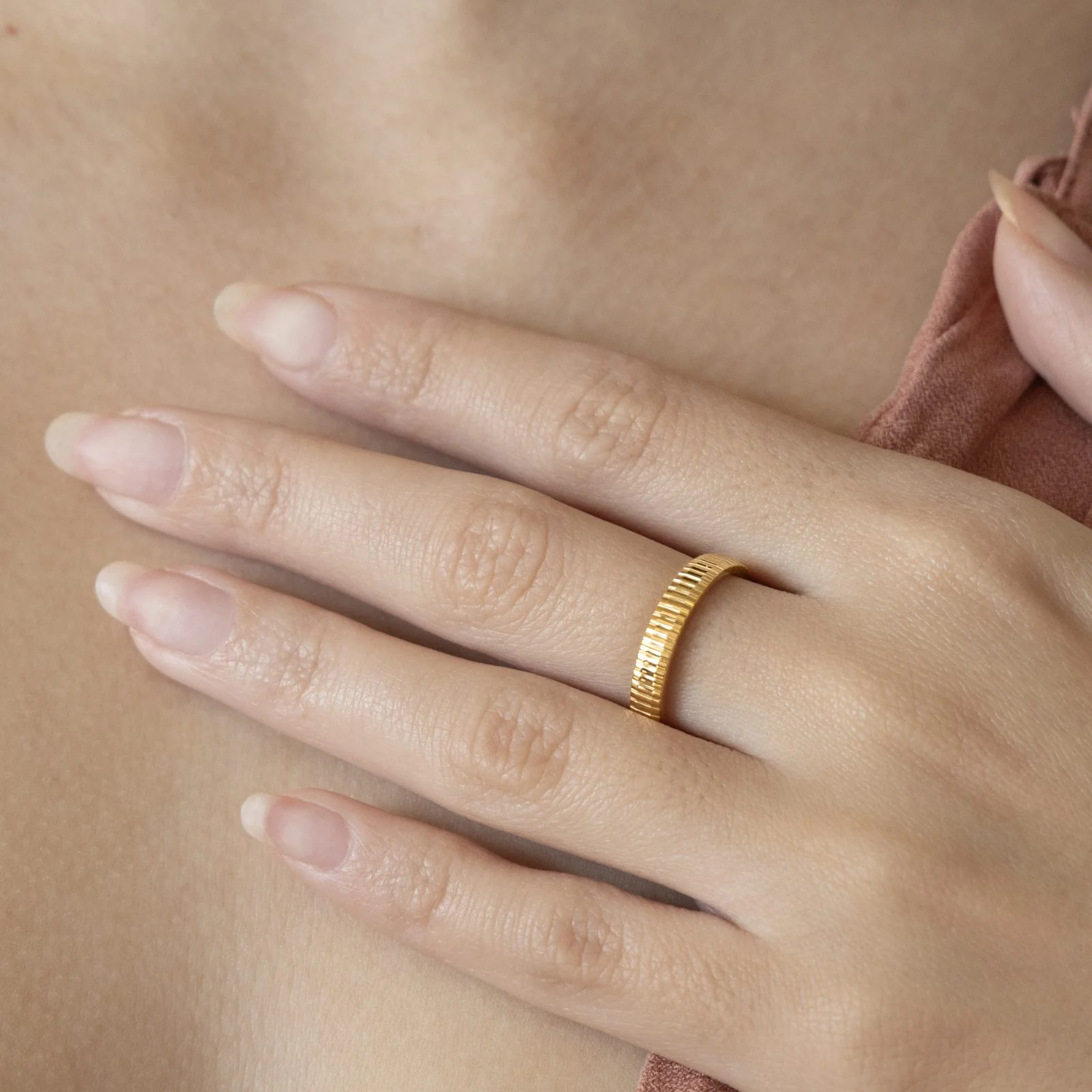 Ribbed Wedding Ring 3.5 mm — additional product image 2 from AntEva Crafts