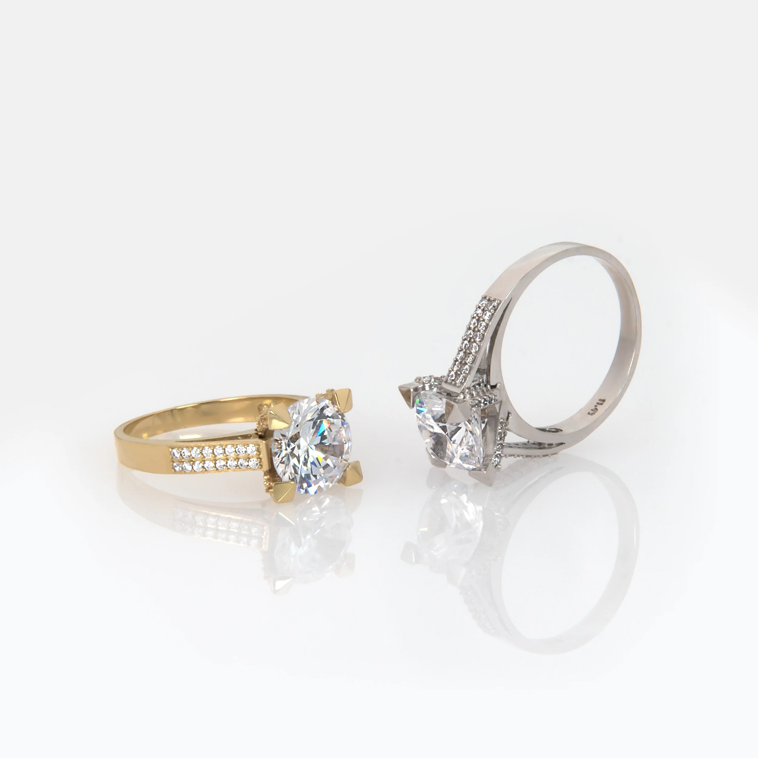 Luxury Gold Solitaire Ring — additional product image 6 from AntEva Crafts