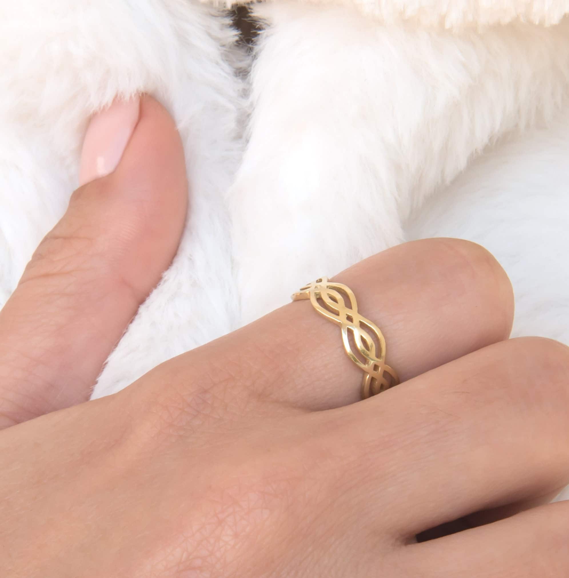 Irish Celtic Ring — additional product image 2 from AntEva Crafts