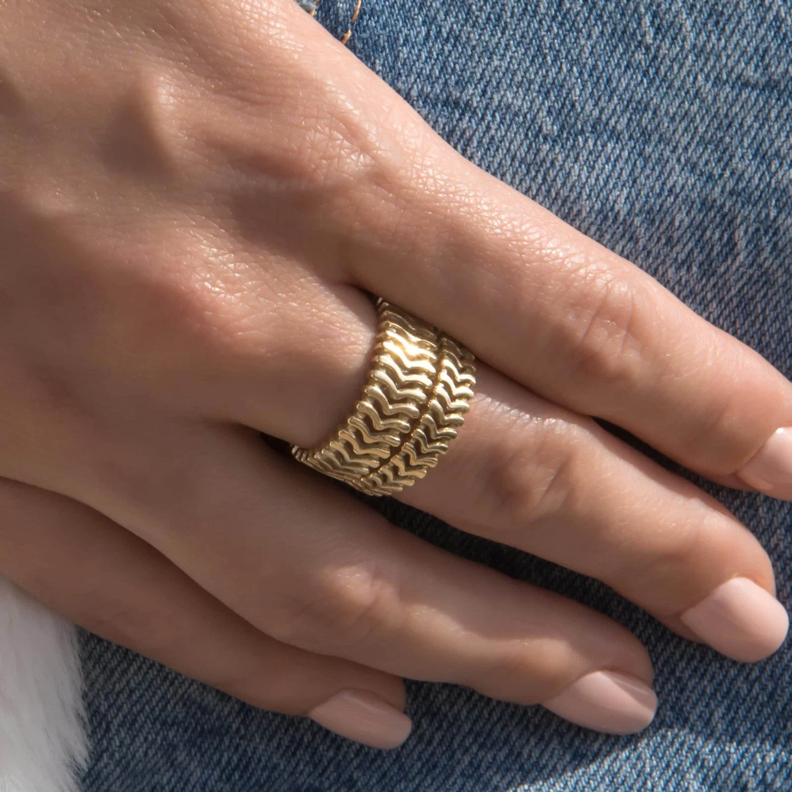 Herringbone Chevron Wide Ring — additional product image 4 from AntEva Crafts