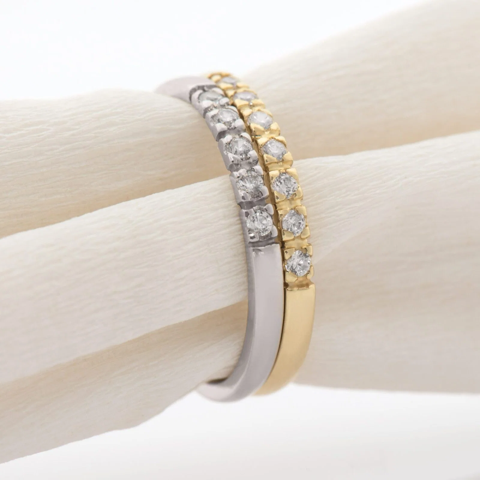 Diamond Wedding Band 2.5mm — additional product image 10 from AntEva Crafts