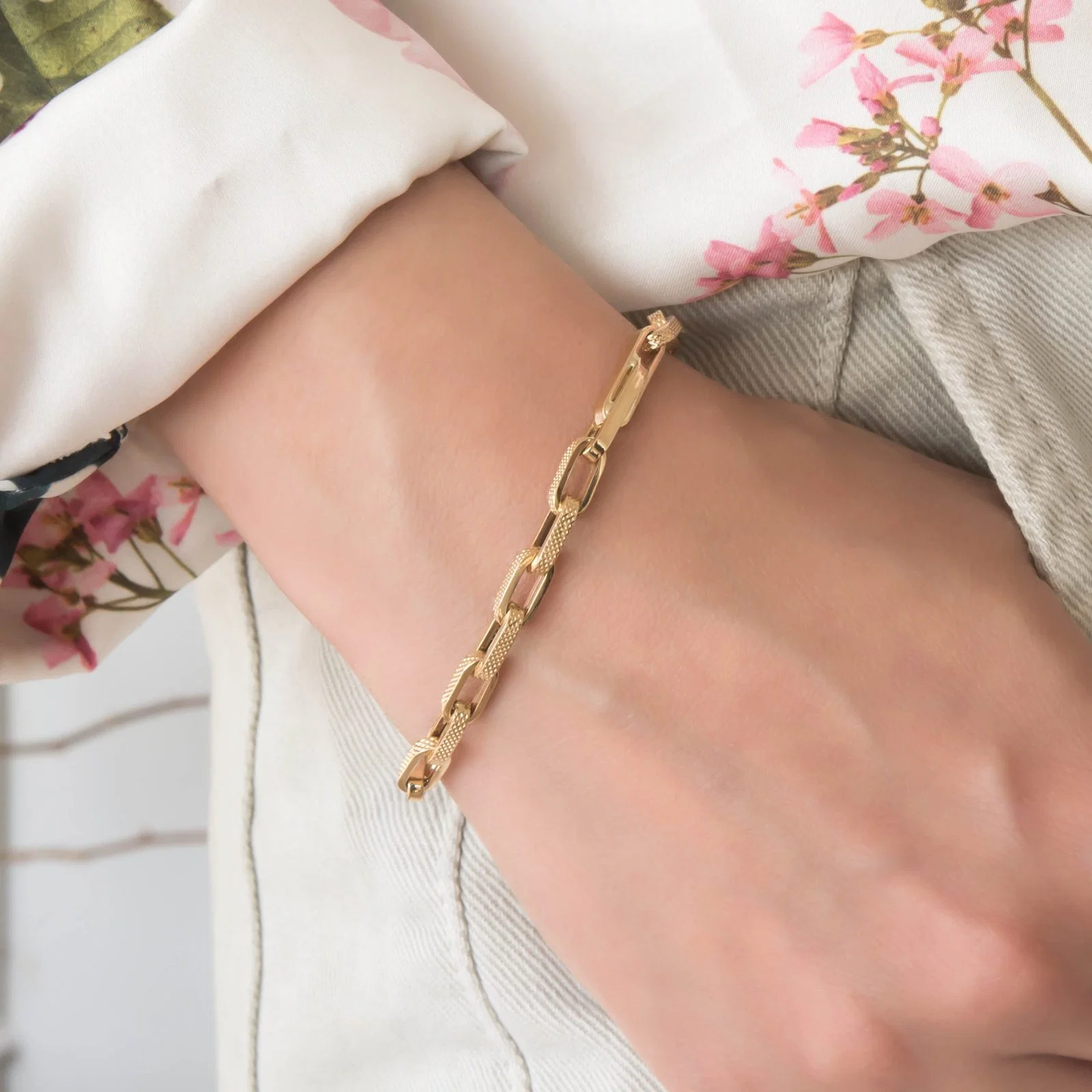 Oval Clip Gold Bracelet — additional product image 4 from AntEva Crafts
