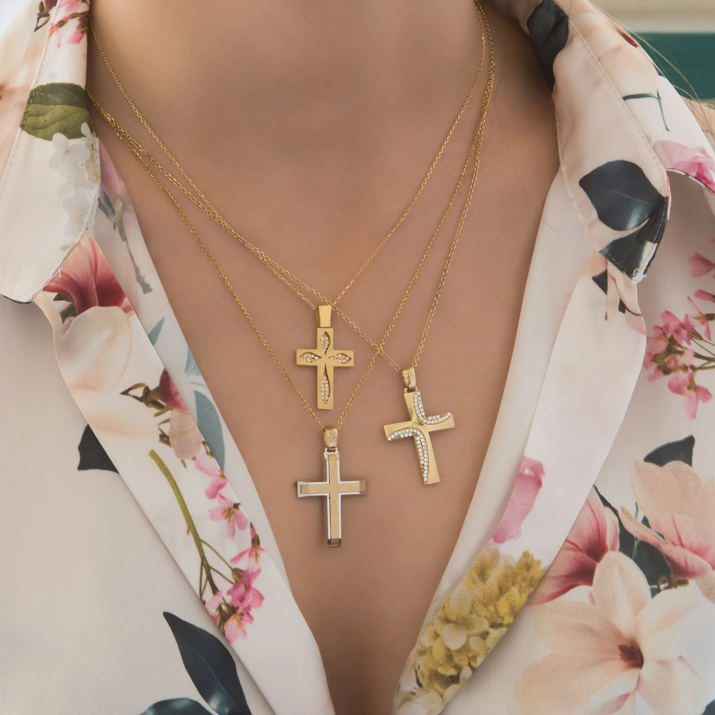 Two-Tone Layered Cross — additional product image 3 from AntEva Crafts