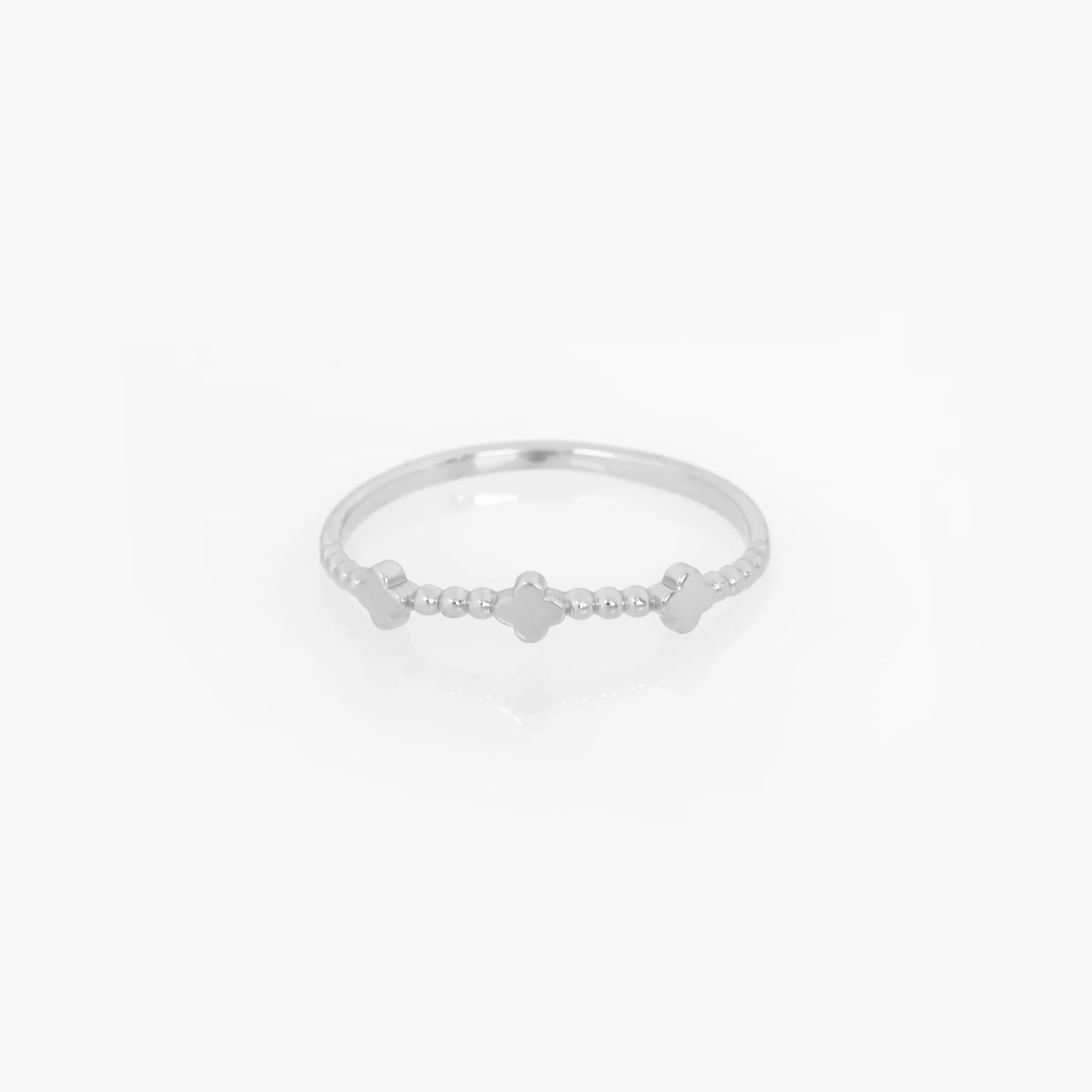 Three Clovers Beaded Ring — additional product image 4 from AntEva Crafts