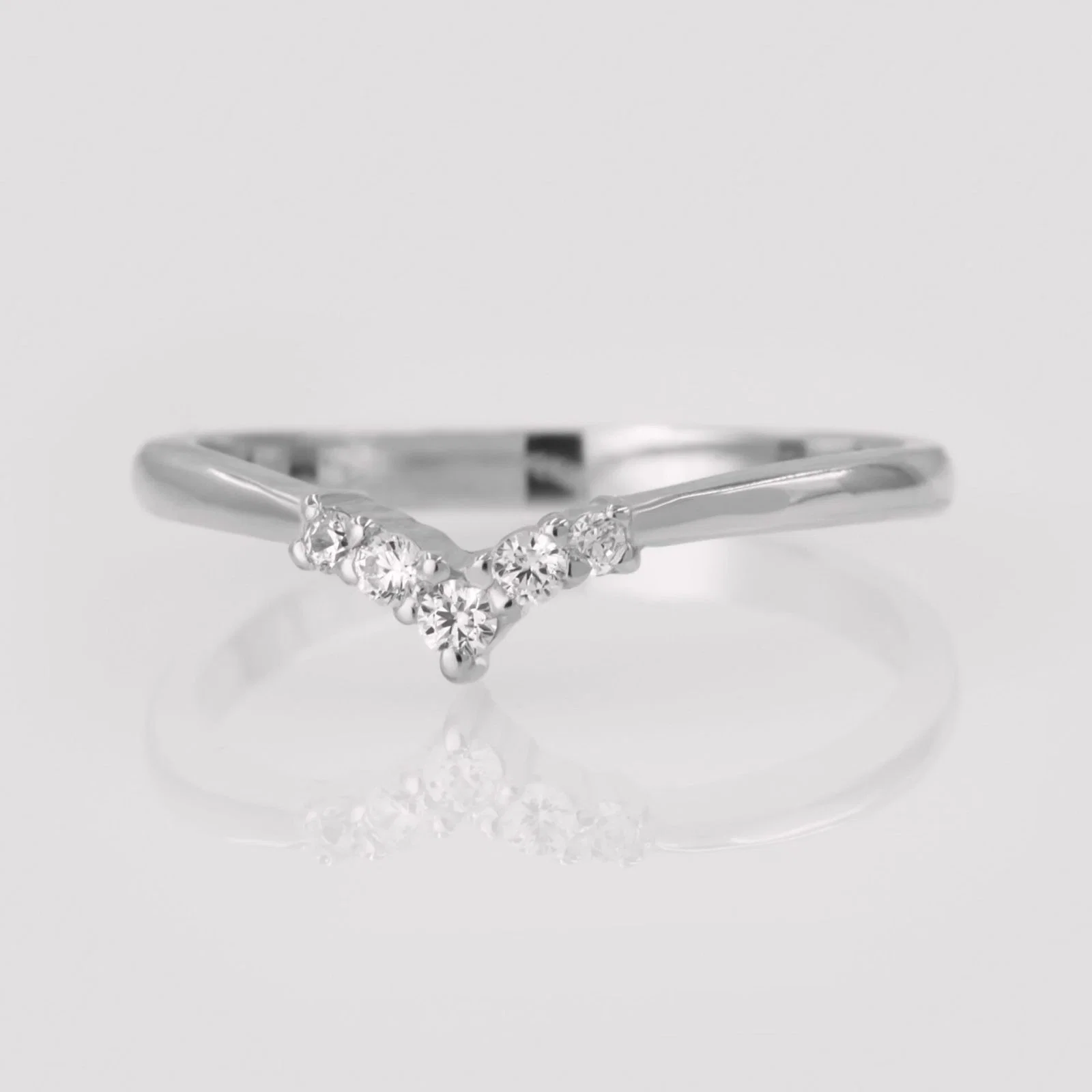 Diamond Chevron Ring with 5 Diamonds — additional product image 6 from AntEva Crafts