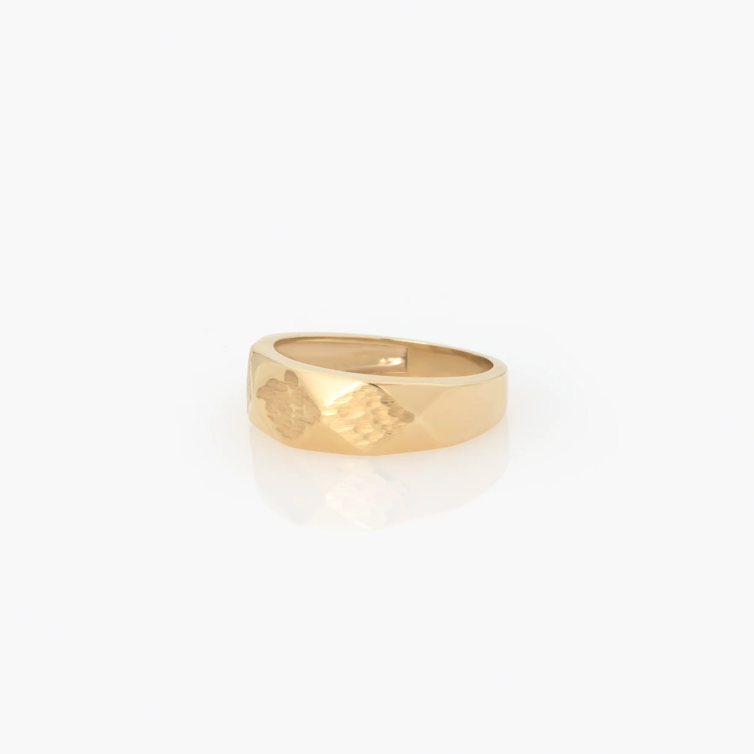 Hammered Pyramid Ring — additional product image 3 from AntEva Crafts