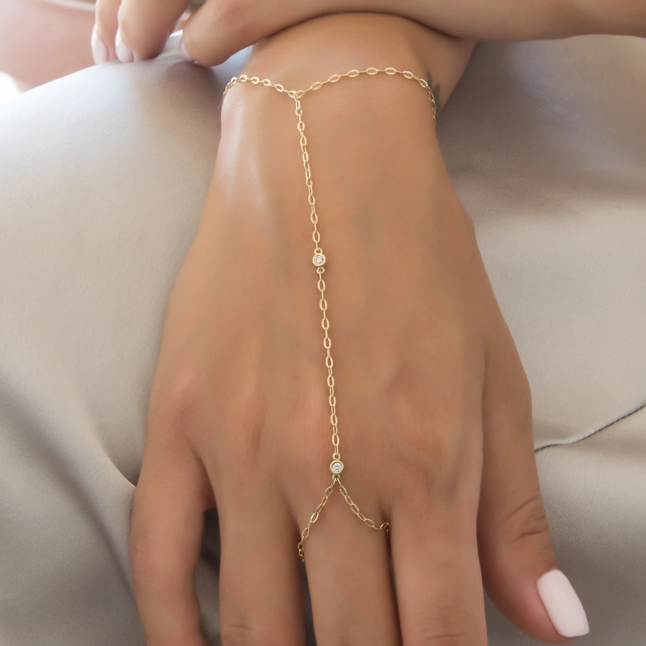 Minimal Diamond Hand Chain — additional product image 3 from AntEva Crafts
