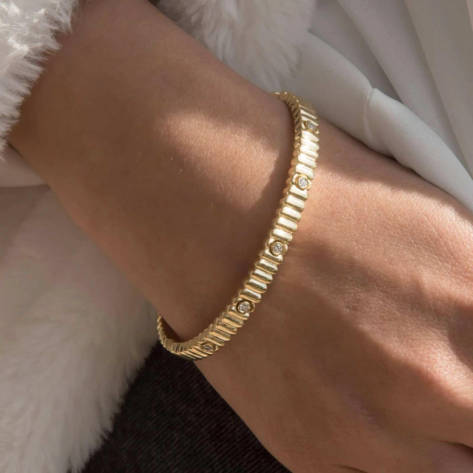 Ribbed Diamond Oval Hinged Bangle — additional product image 4 from AntEva Crafts