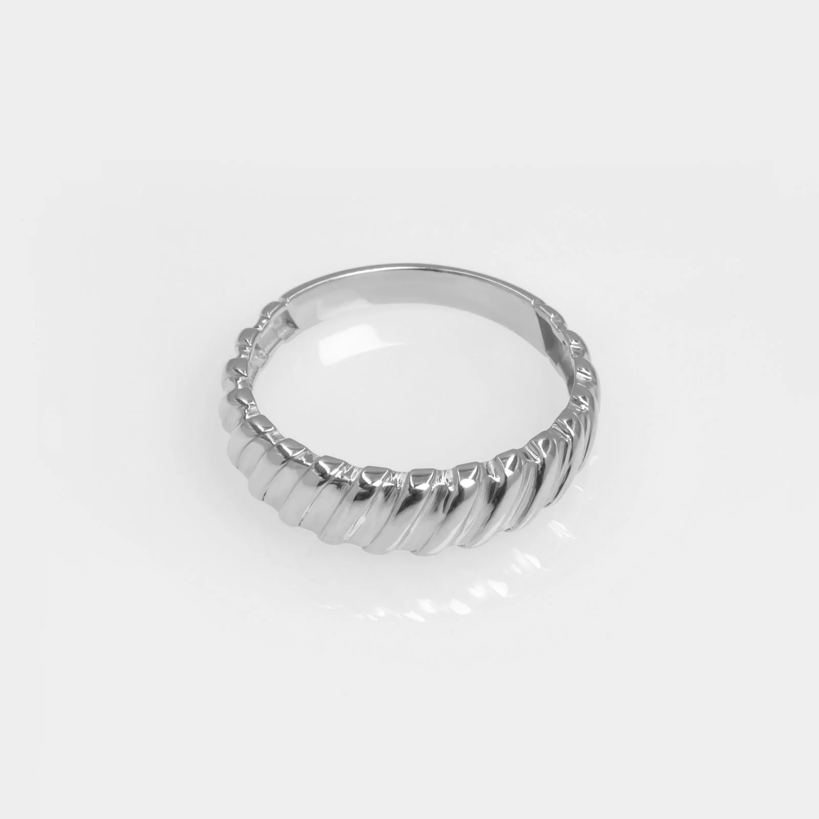 Croissant Ribbed Ring — additional product image 9 from AntEva Crafts