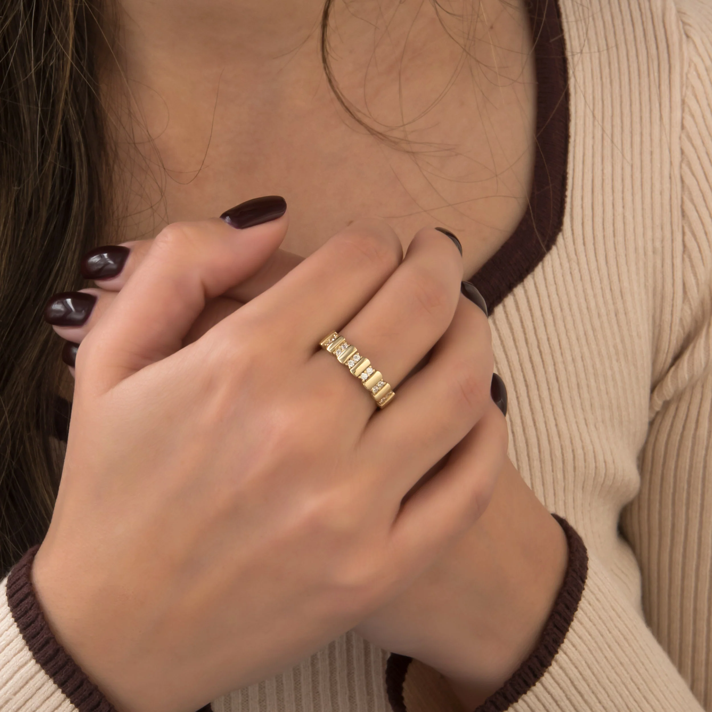 Ribbed Wide Diamond Ring — additional product image 4 from AntEva Crafts