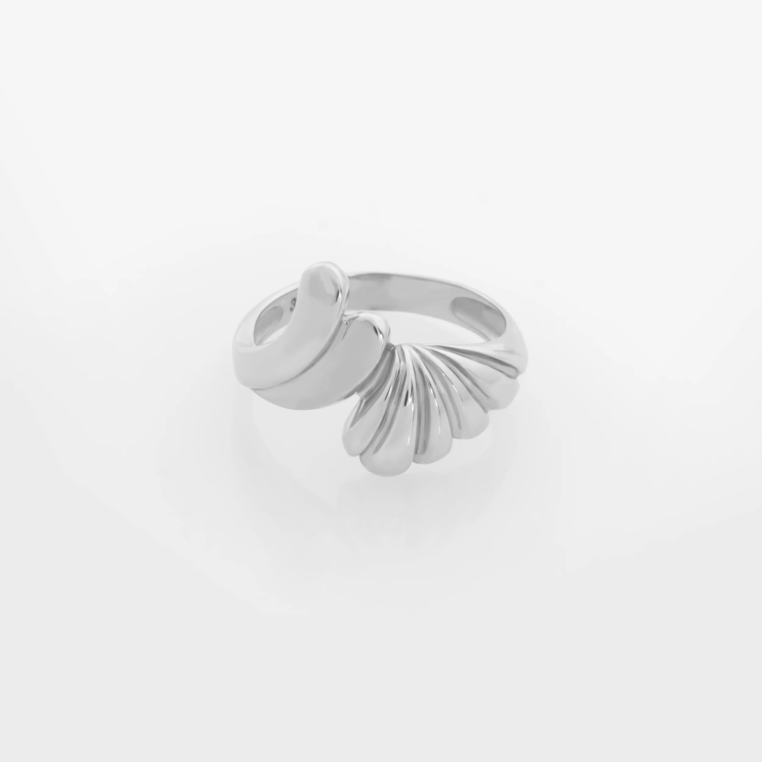 Shell Statement Ring — additional product image 4 from AntEva Crafts