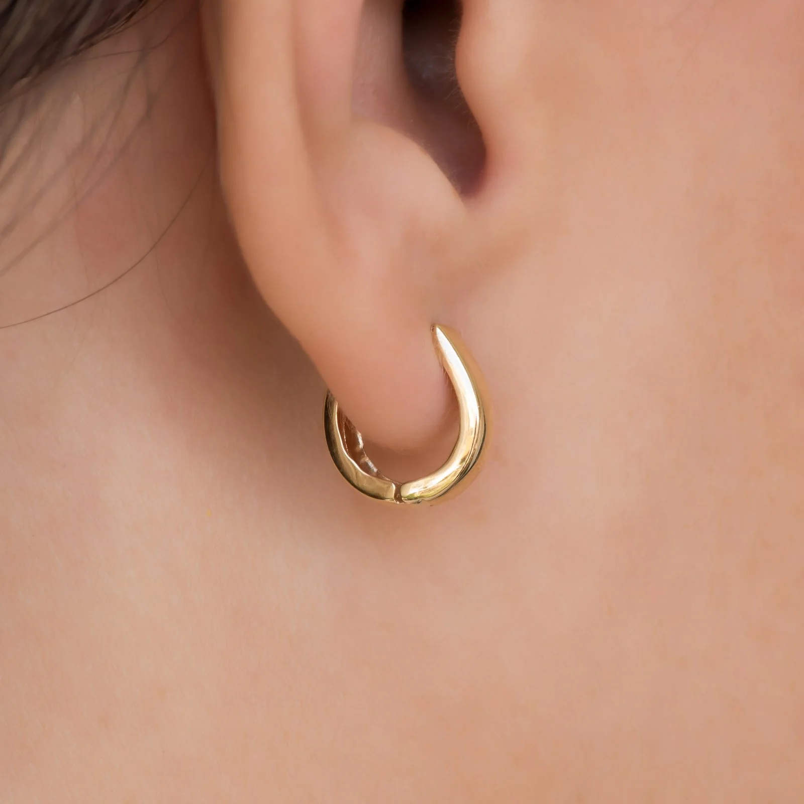 Oval Huggie Hoop 14k Earrings — additional product image 5 from AntEva Crafts