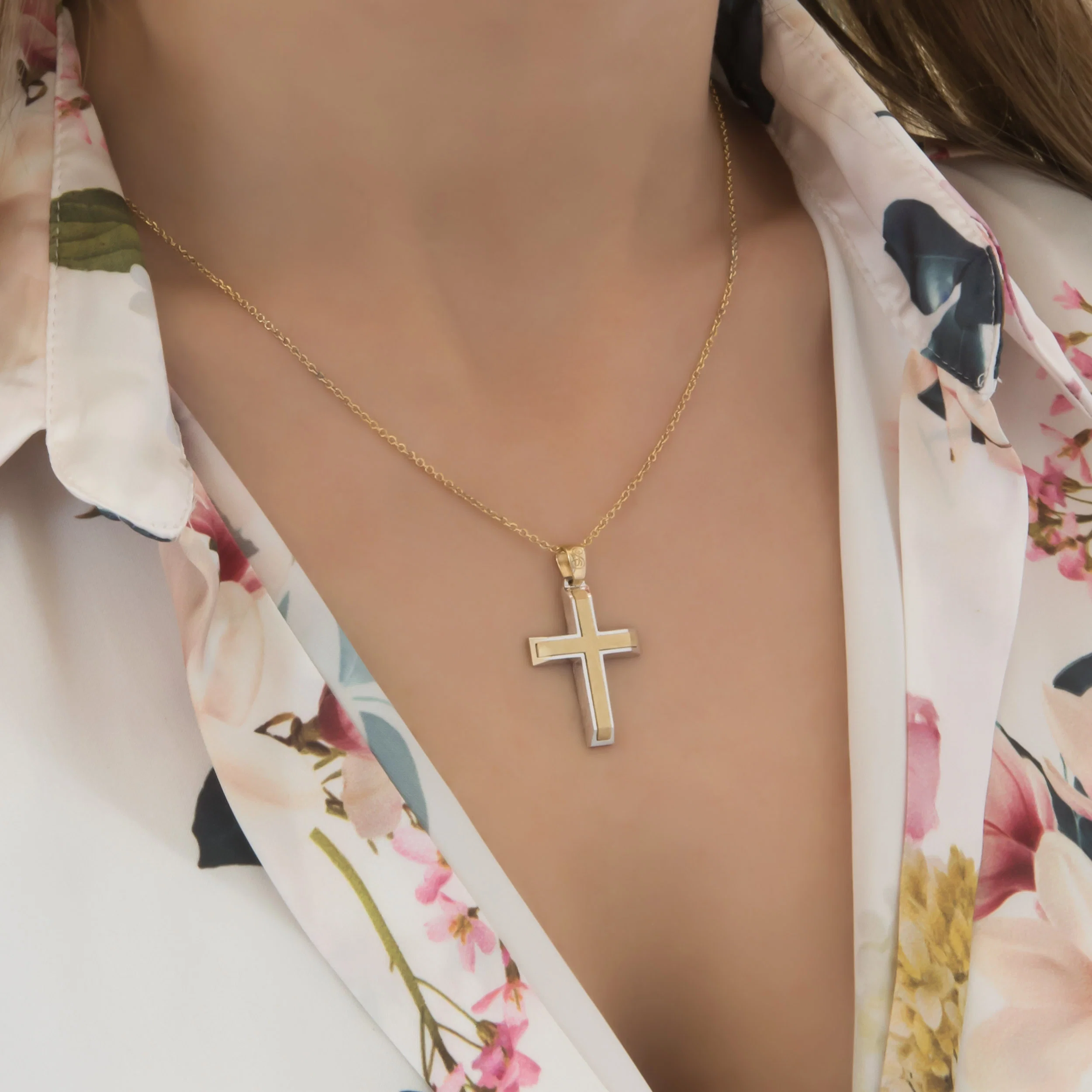 Two-Tone Layered Cross — additional product image 2 from AntEva Crafts
