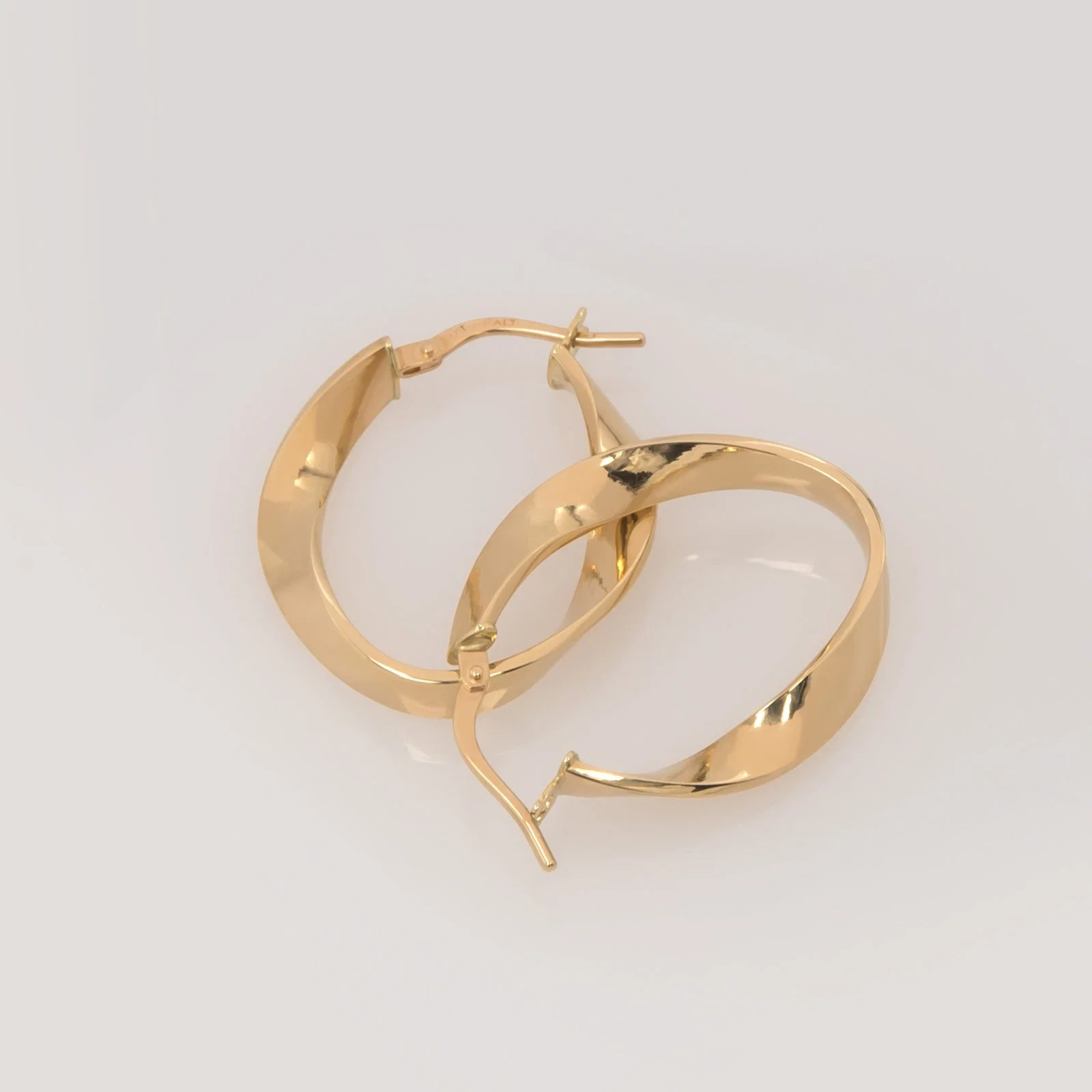 Mobius Oval Hoop Earrings — additional product image 3 from AntEva Crafts