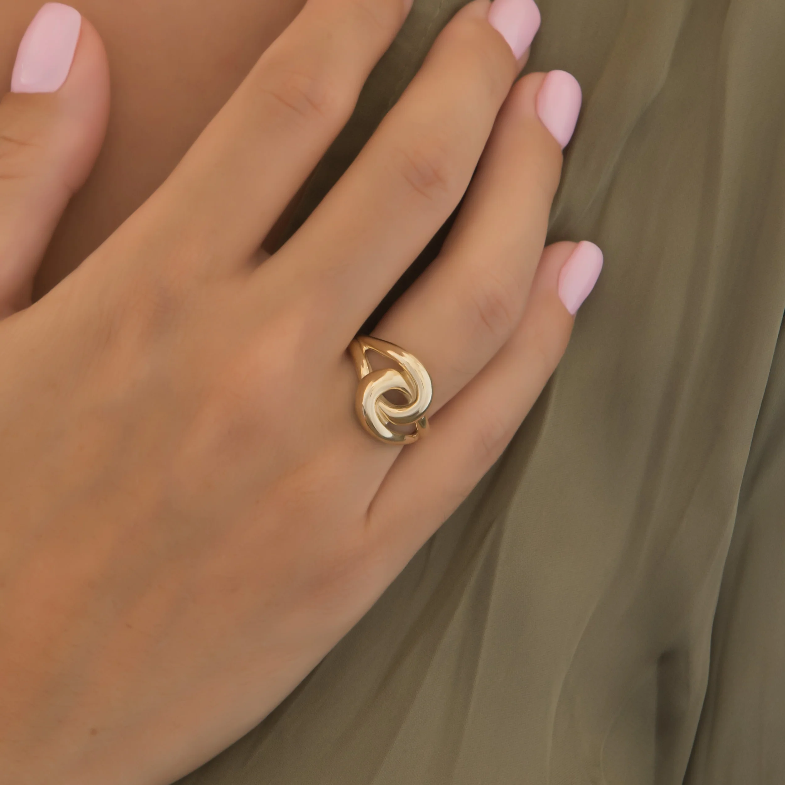 Bold Twist Ring — additional product image 4 from AntEva Crafts