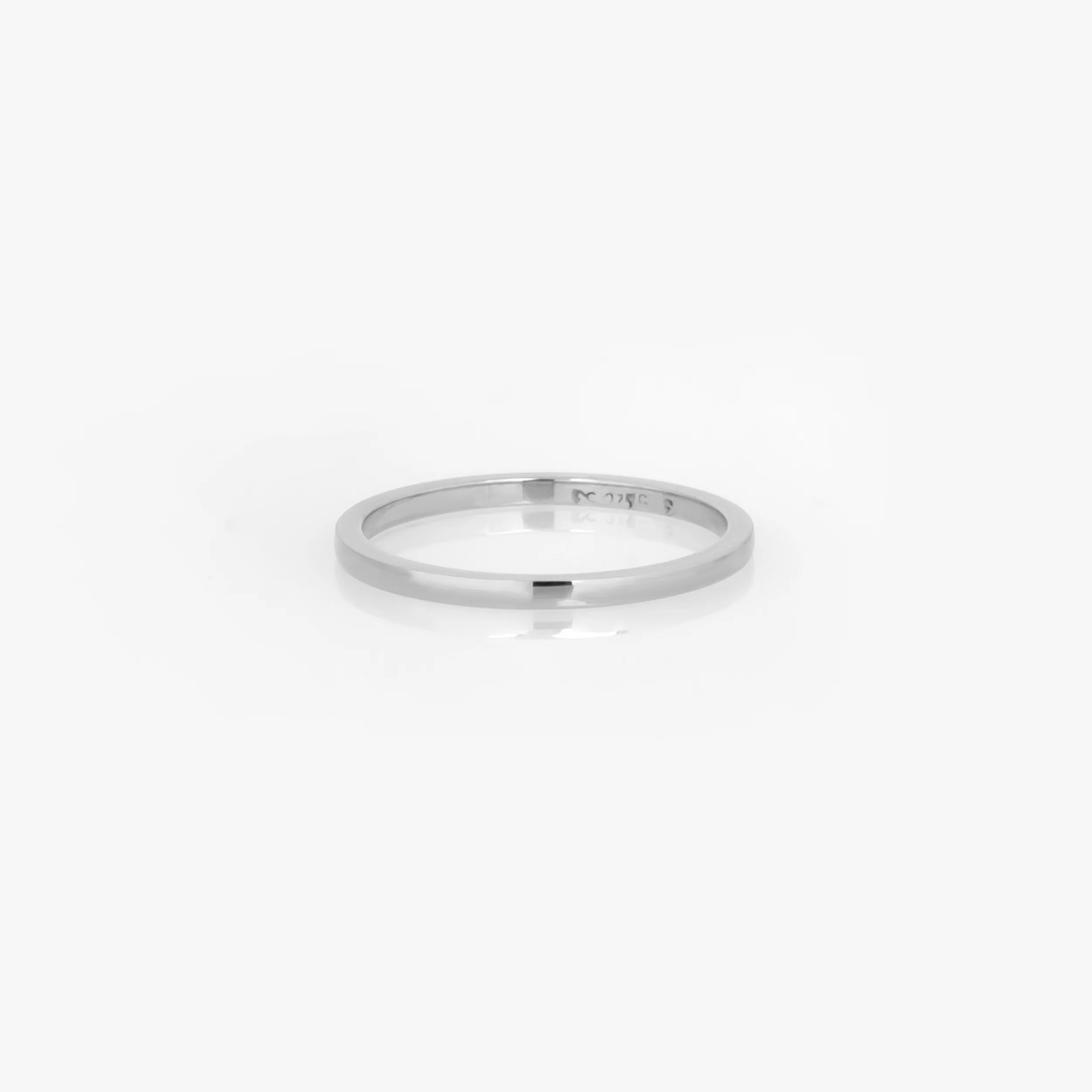 Plain Wedding Band 1.4mm — additional product image 3 from AntEva Crafts