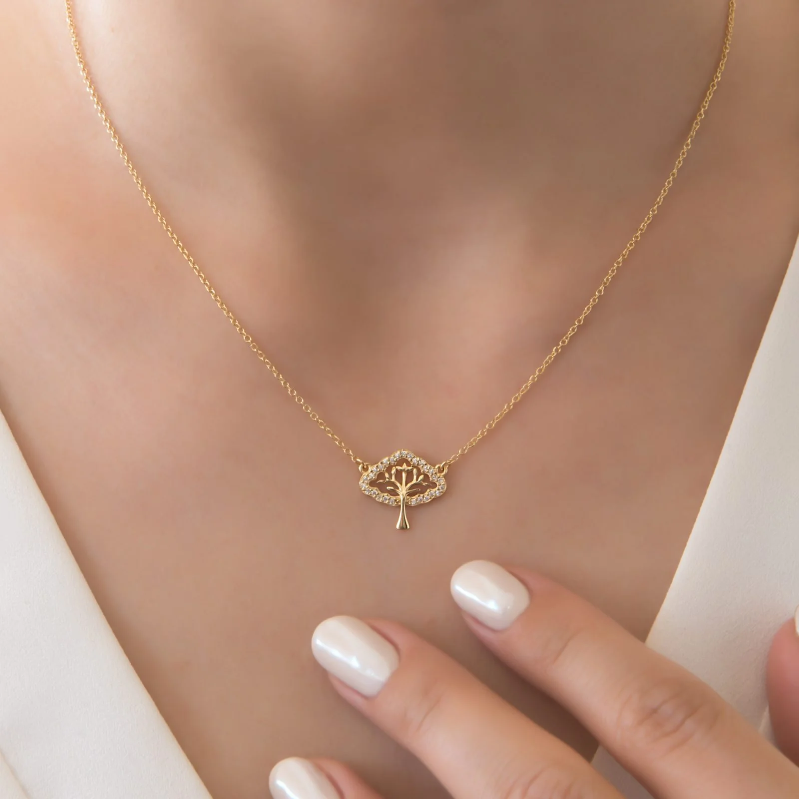 Tree of life Necklace — additional product image 2 from AntEva Crafts