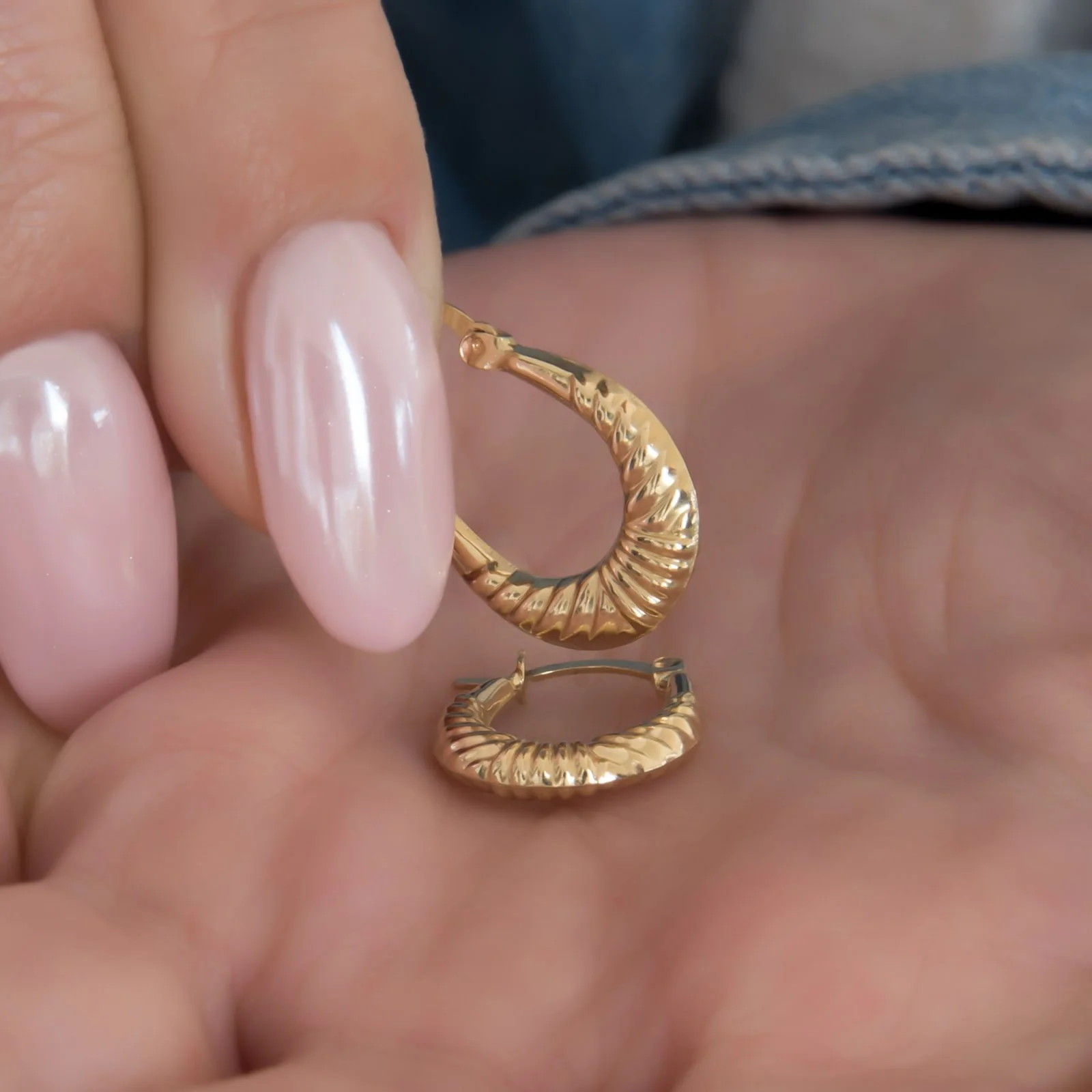 Ribbed Hoop Gold Earrings — additional product image 6 from AntEva Crafts