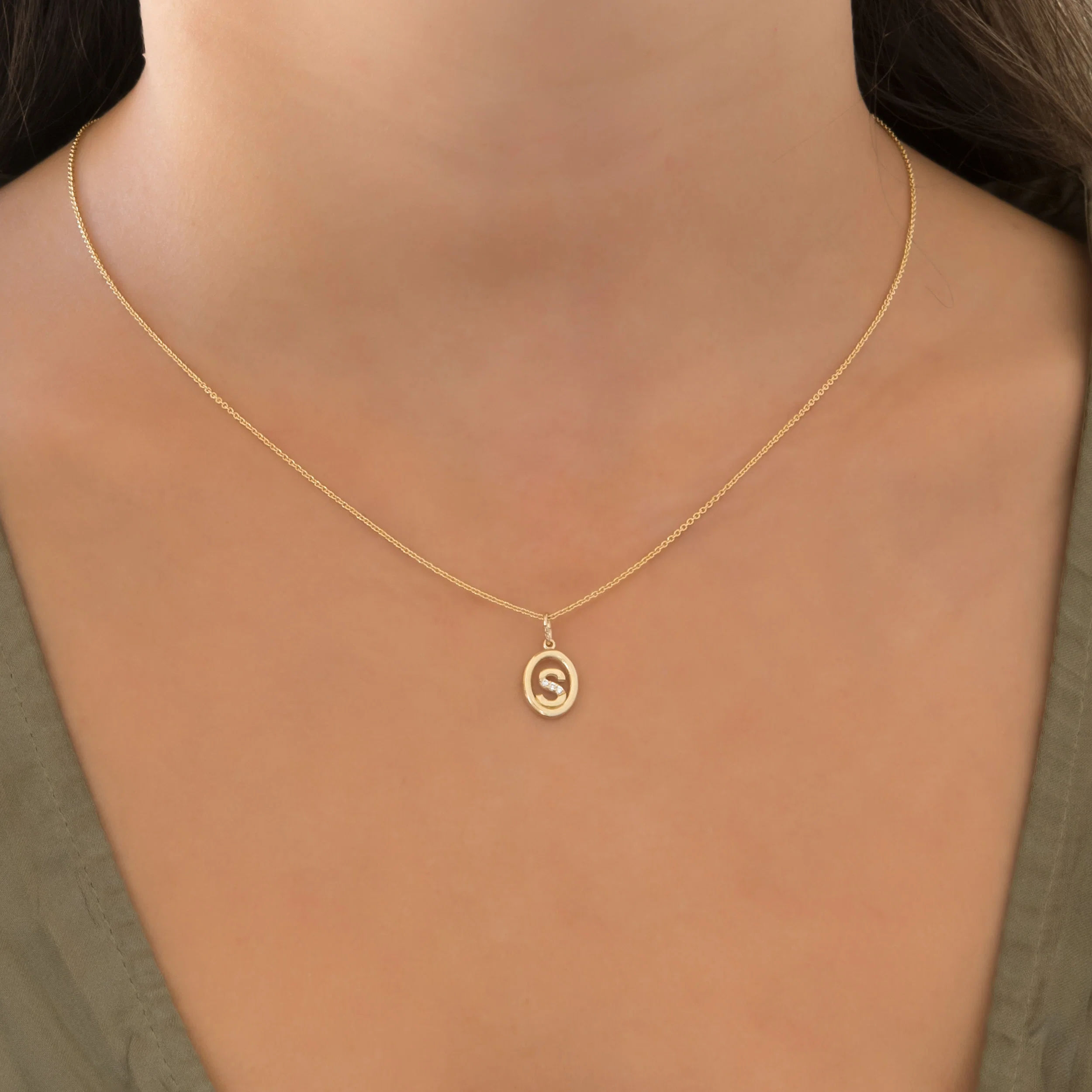 Personalized Oval Monogram Charm Necklace — additional product image 4 from AntEva Crafts