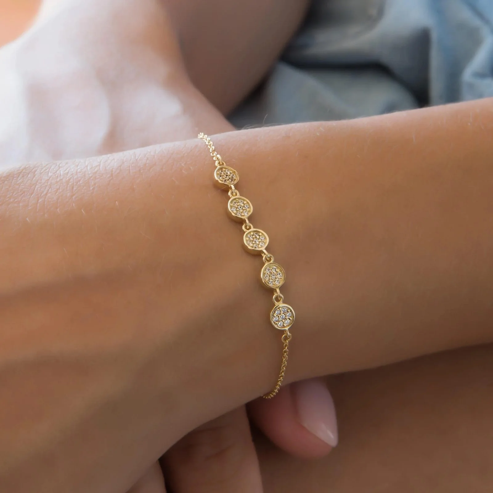 Circle Charm Bracelet — additional product image 4 from AntEva Crafts